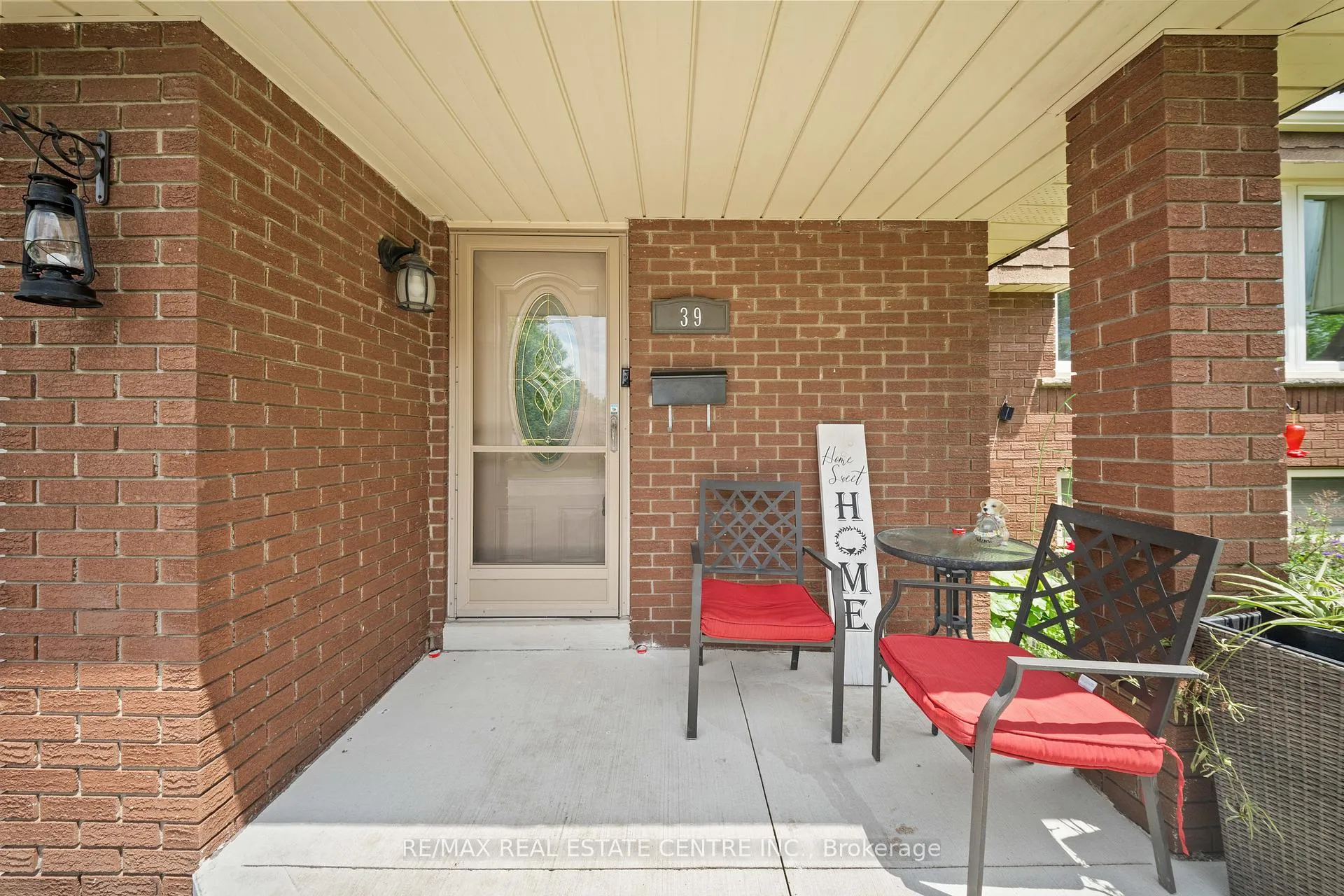 Photo 4 of 39 Grassmere Crescent, Brampton, Northgate — HOMEH