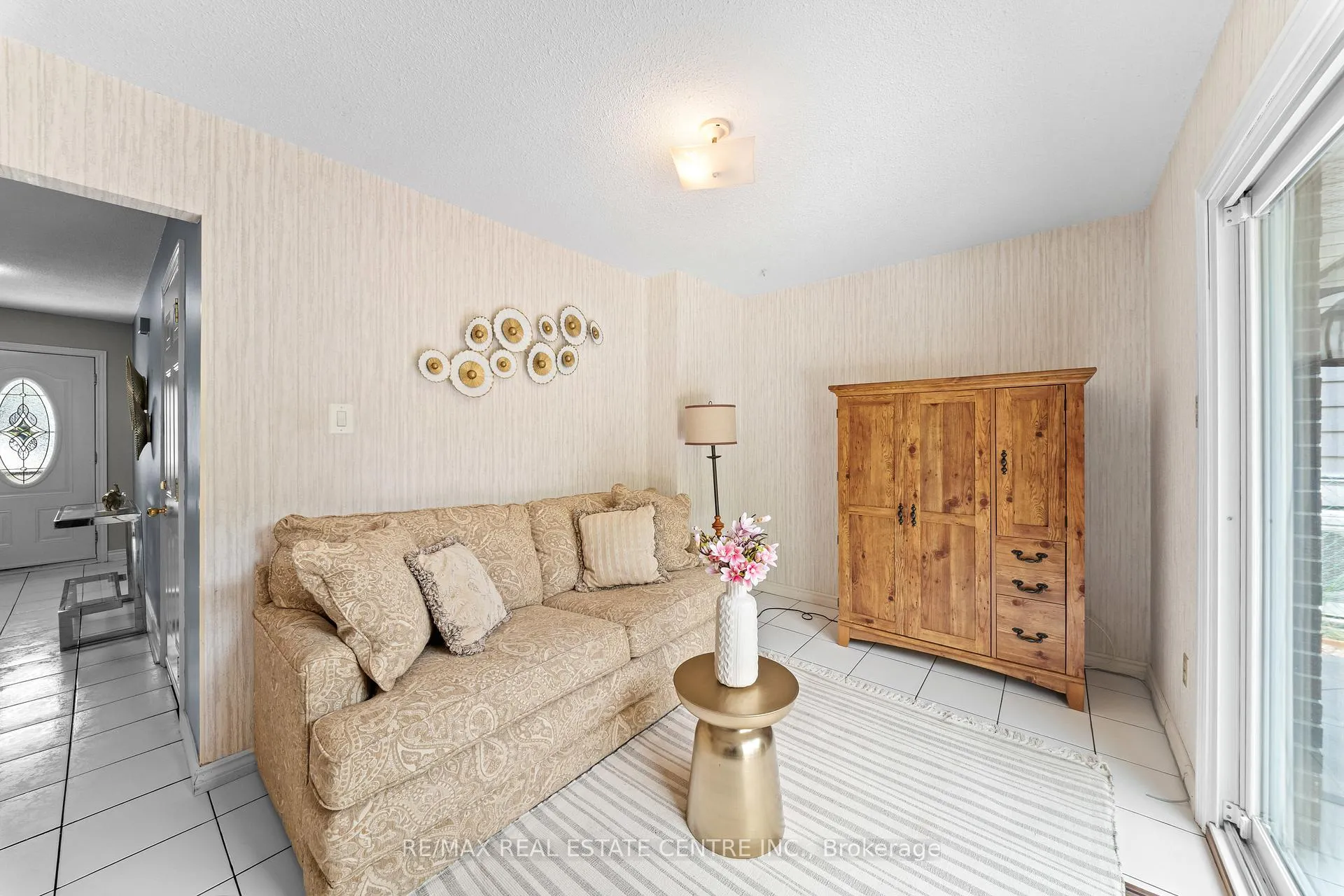 Photo 9 of 39 Grassmere Crescent, Brampton, Northgate — HOMEH