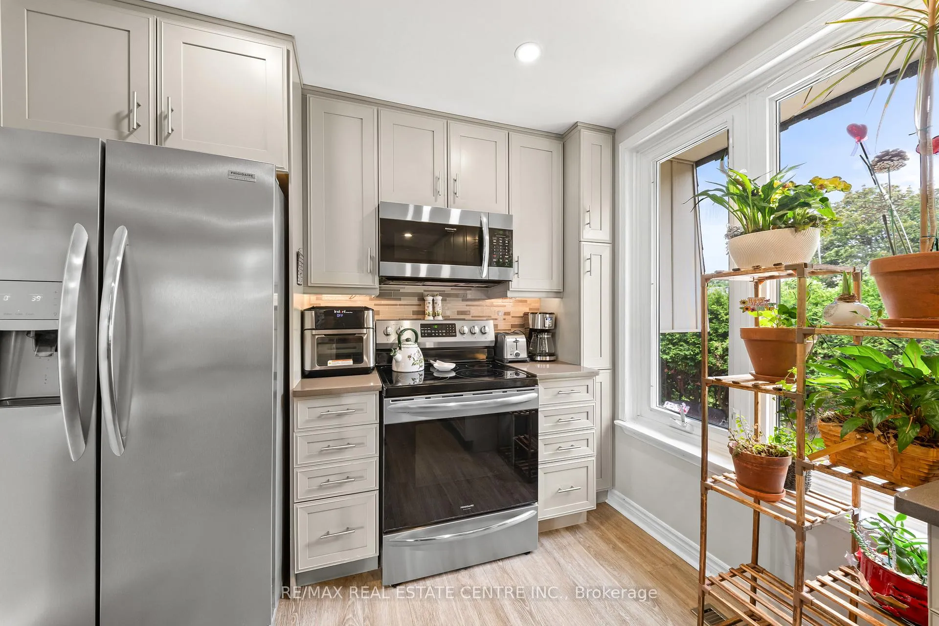Photo 17 of 39 Grassmere Crescent, Brampton, Northgate — HOMEH