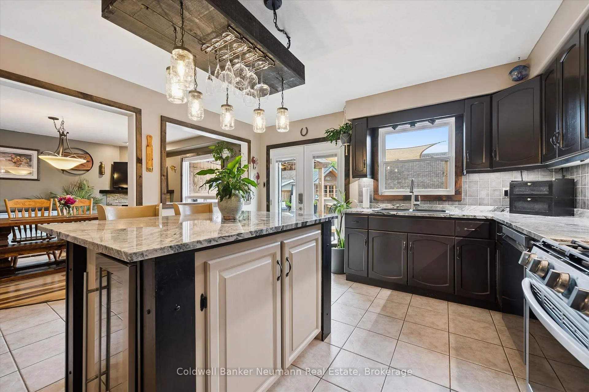 Photo 10 of 43 Pattison Place, Centre Wellington, Fergus — HOMEH