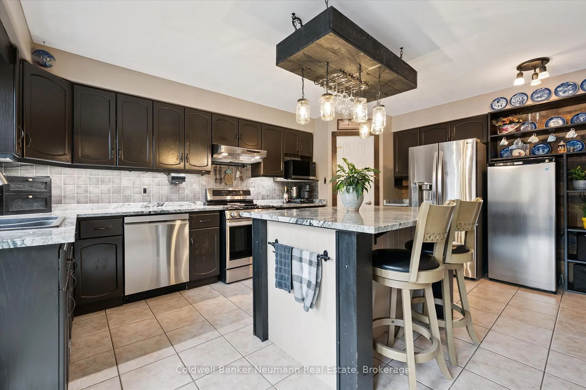 Photo 13 of 43 Pattison Place, Centre Wellington, Fergus — HOMEH