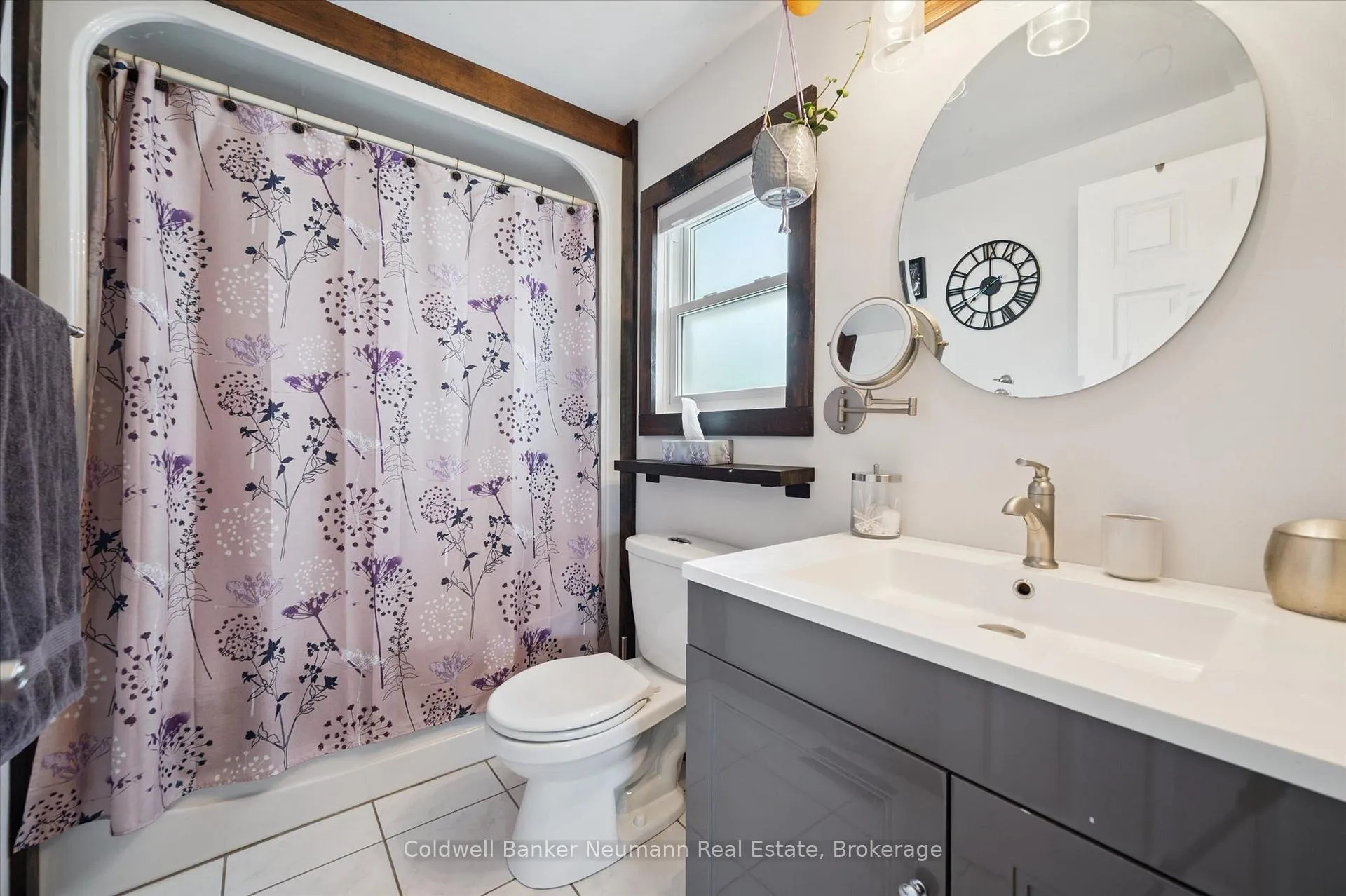 Photo 23 of 43 Pattison Place, Centre Wellington, Fergus — HOMEH