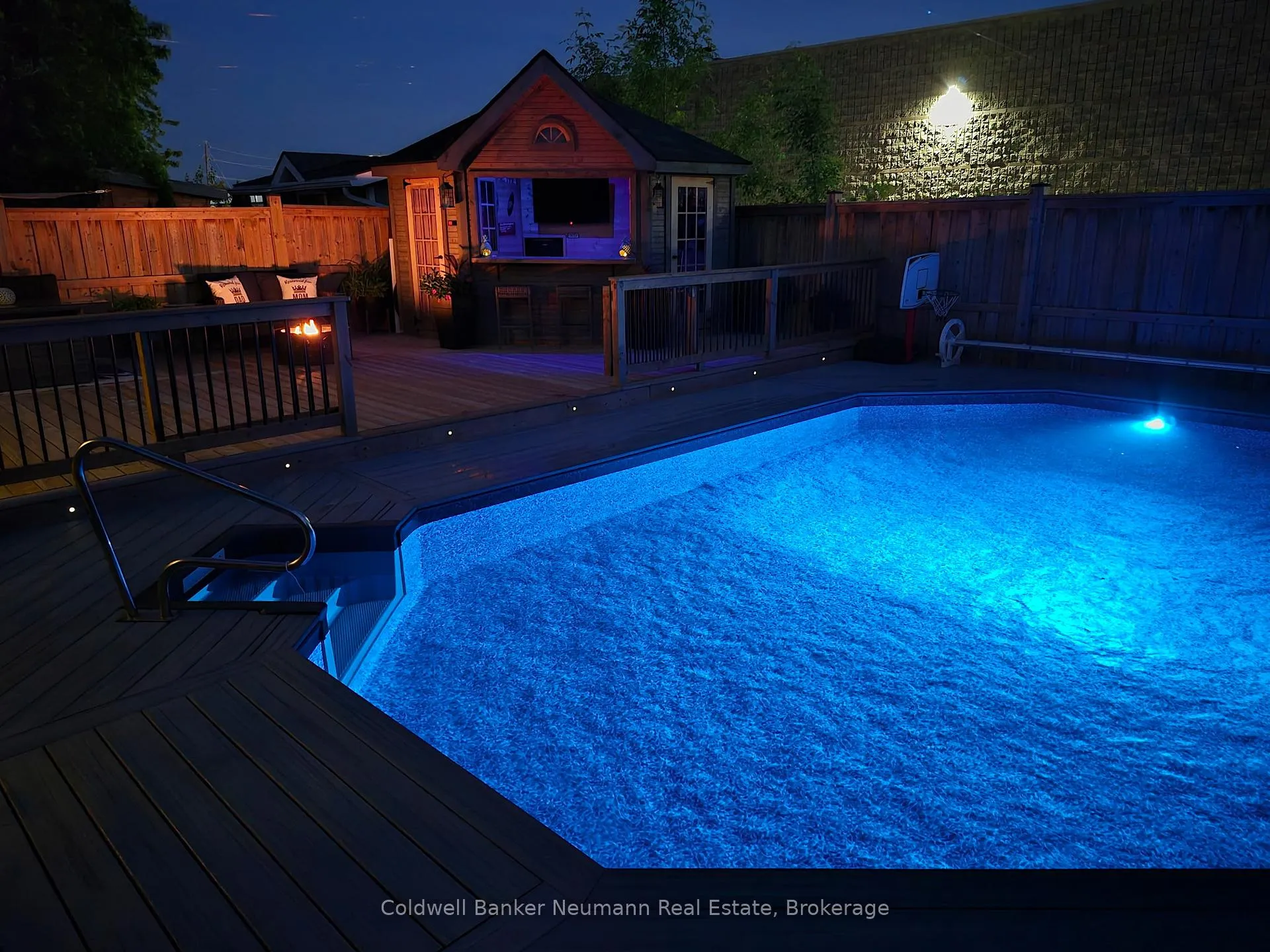 Photo 41 of 43 Pattison Place, Centre Wellington, Fergus — HOMEH