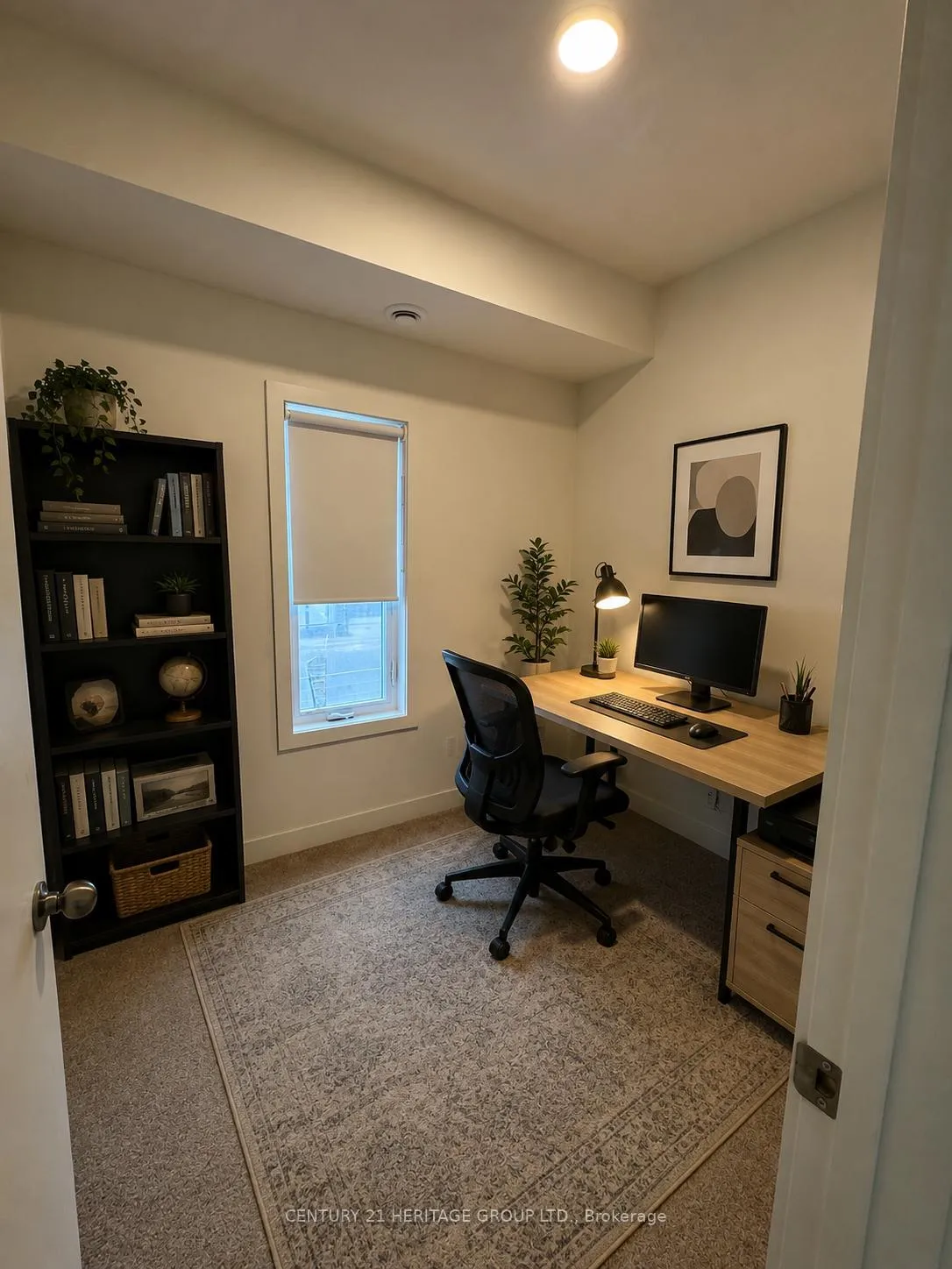 Photo 6 of 16 Melbourne Avenue, St. Catharines, E. Chester — HOMEH