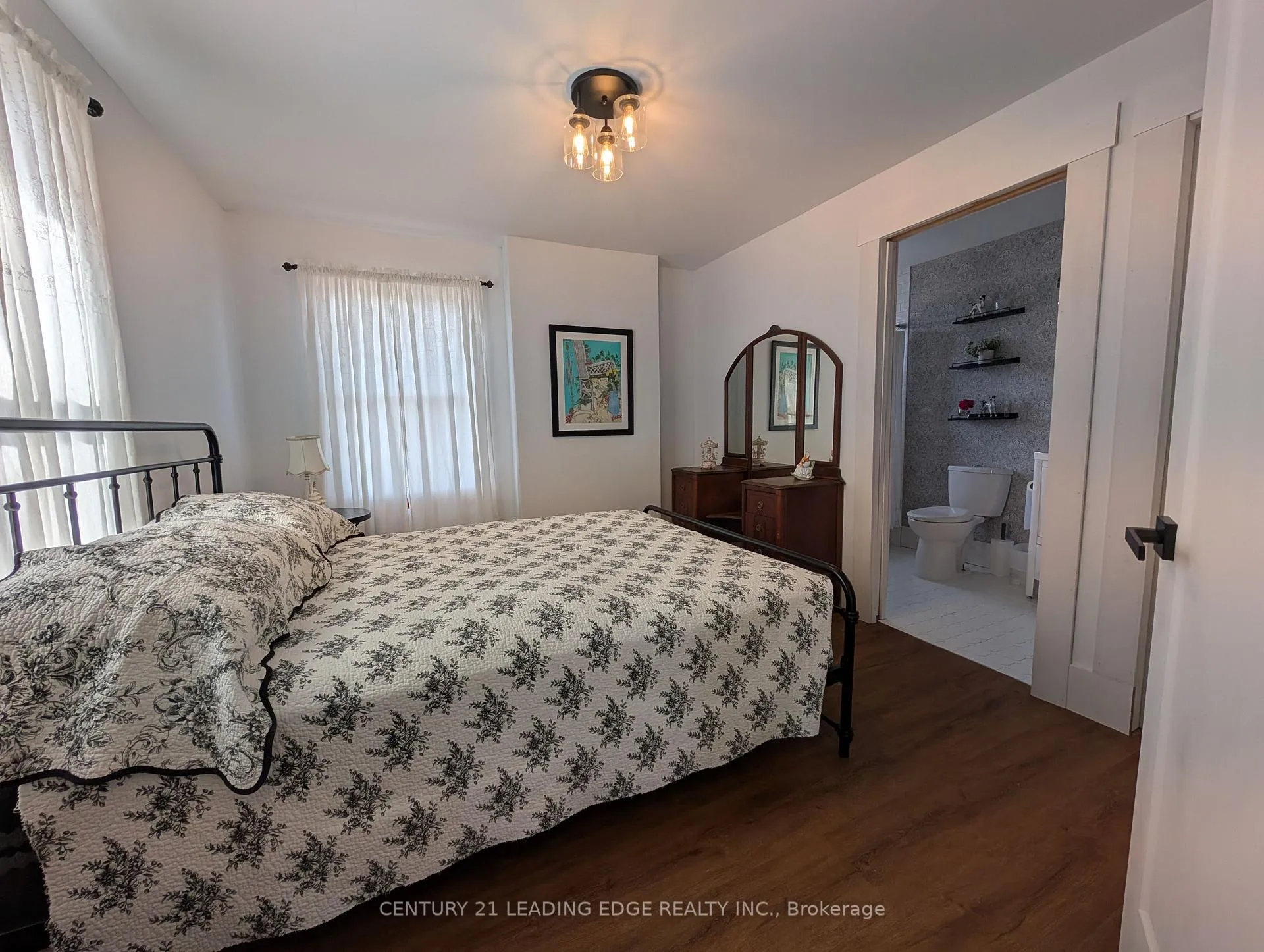 Photo 10 of 5969 Culp Street, Niagara Falls, Dorchester — HOMEH