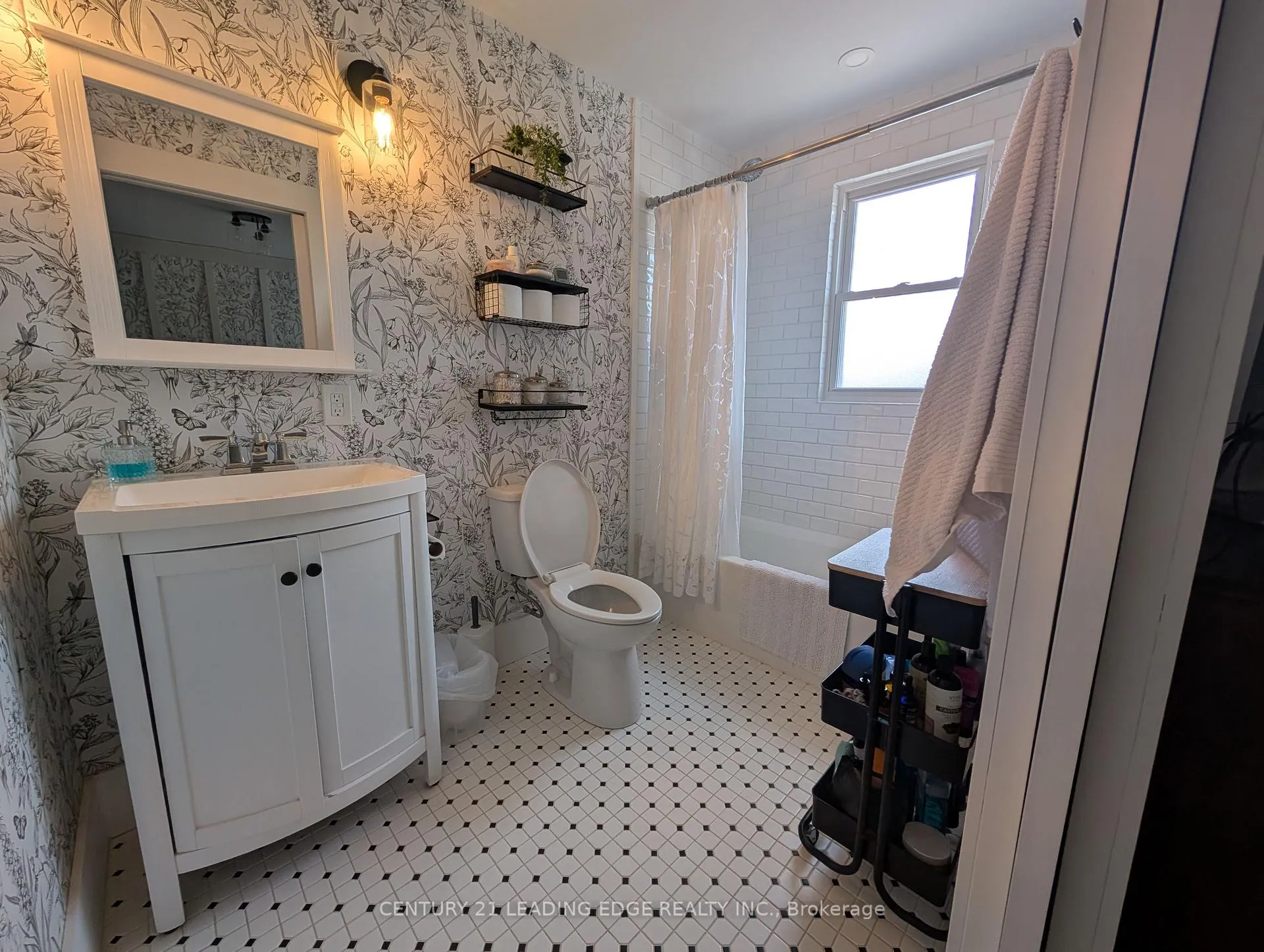 Photo 14 of 5969 Culp Street, Niagara Falls, Dorchester — HOMEH