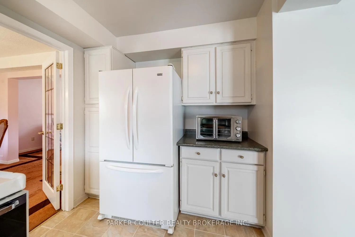 Photo 18 of 16 Cardinal Crescent, Springwater, Midhurst — HOMEH