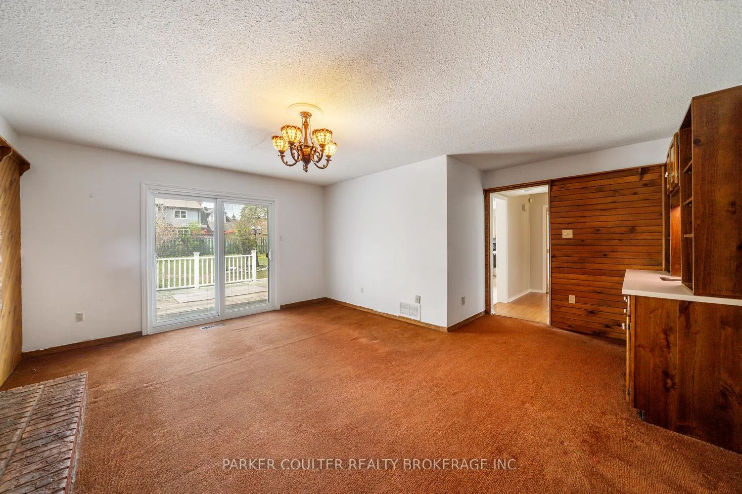 Photo 25 of 16 Cardinal Crescent, Springwater, Midhurst — HOMEH