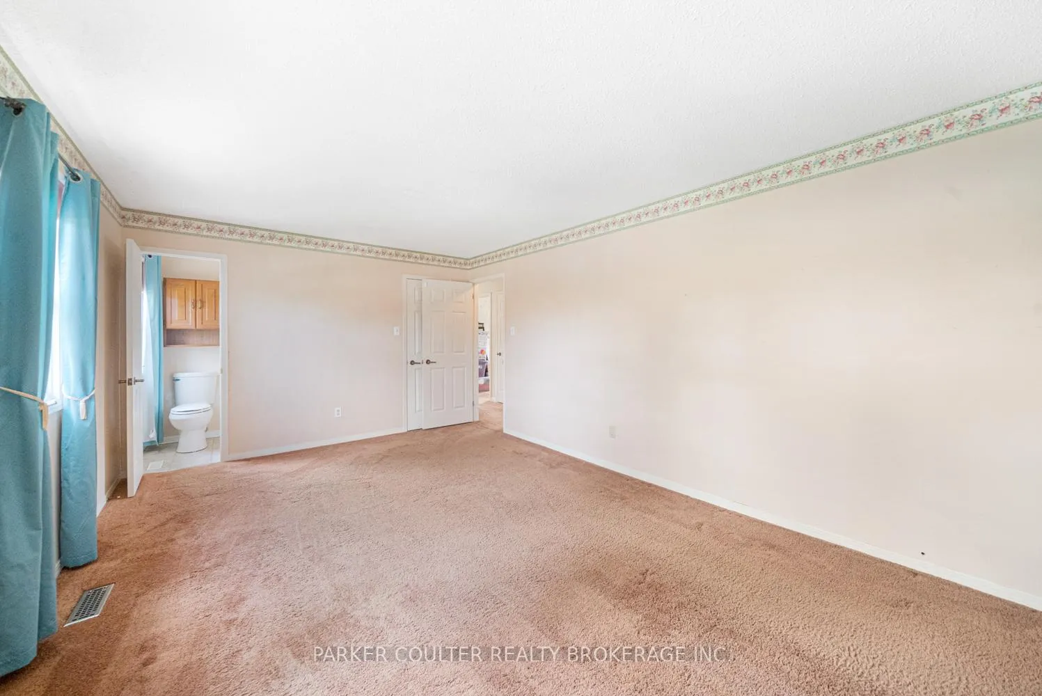 Photo 39 of 16 Cardinal Crescent, Springwater, Midhurst — HOMEH