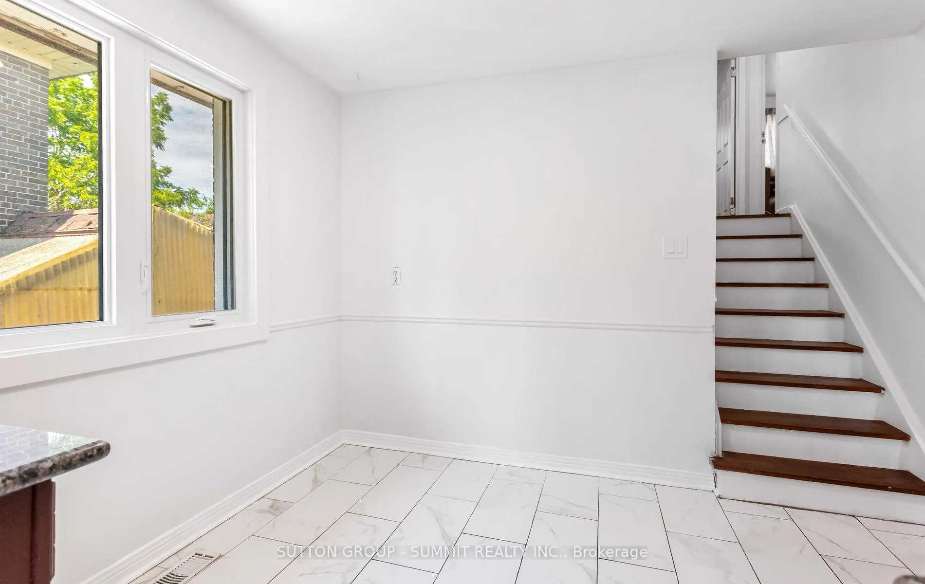 Photo 17 of 109 Elnathan Crescent, North York, Humber Summit — HOMEH