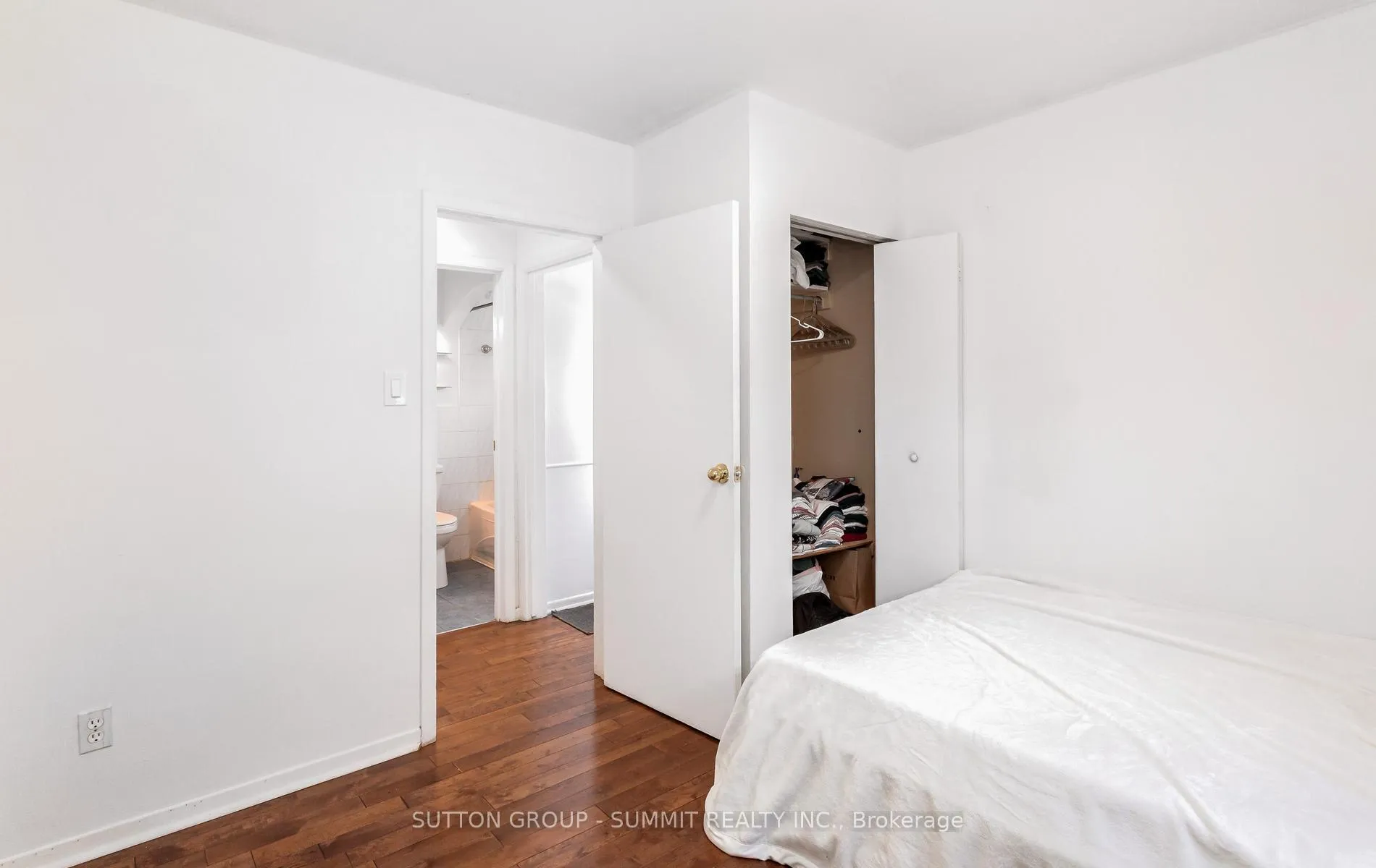 Photo 32 of 109 Elnathan Crescent, North York, Humber Summit — HOMEH