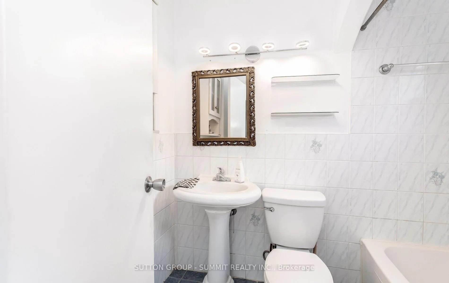Photo 35 of 109 Elnathan Crescent, North York, Humber Summit — HOMEH