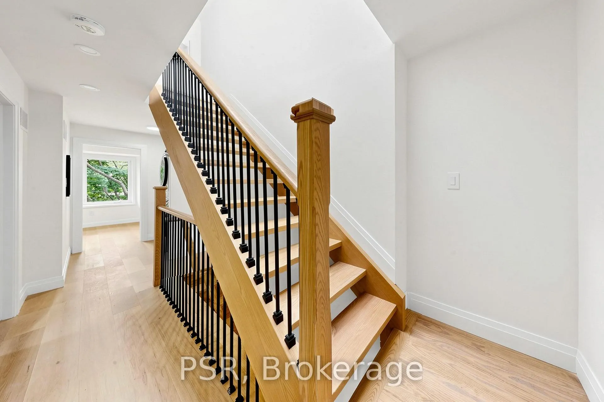 Photo 25 of 30 Winnifred Avenue, Toronto, South Riverdale — HOMEH