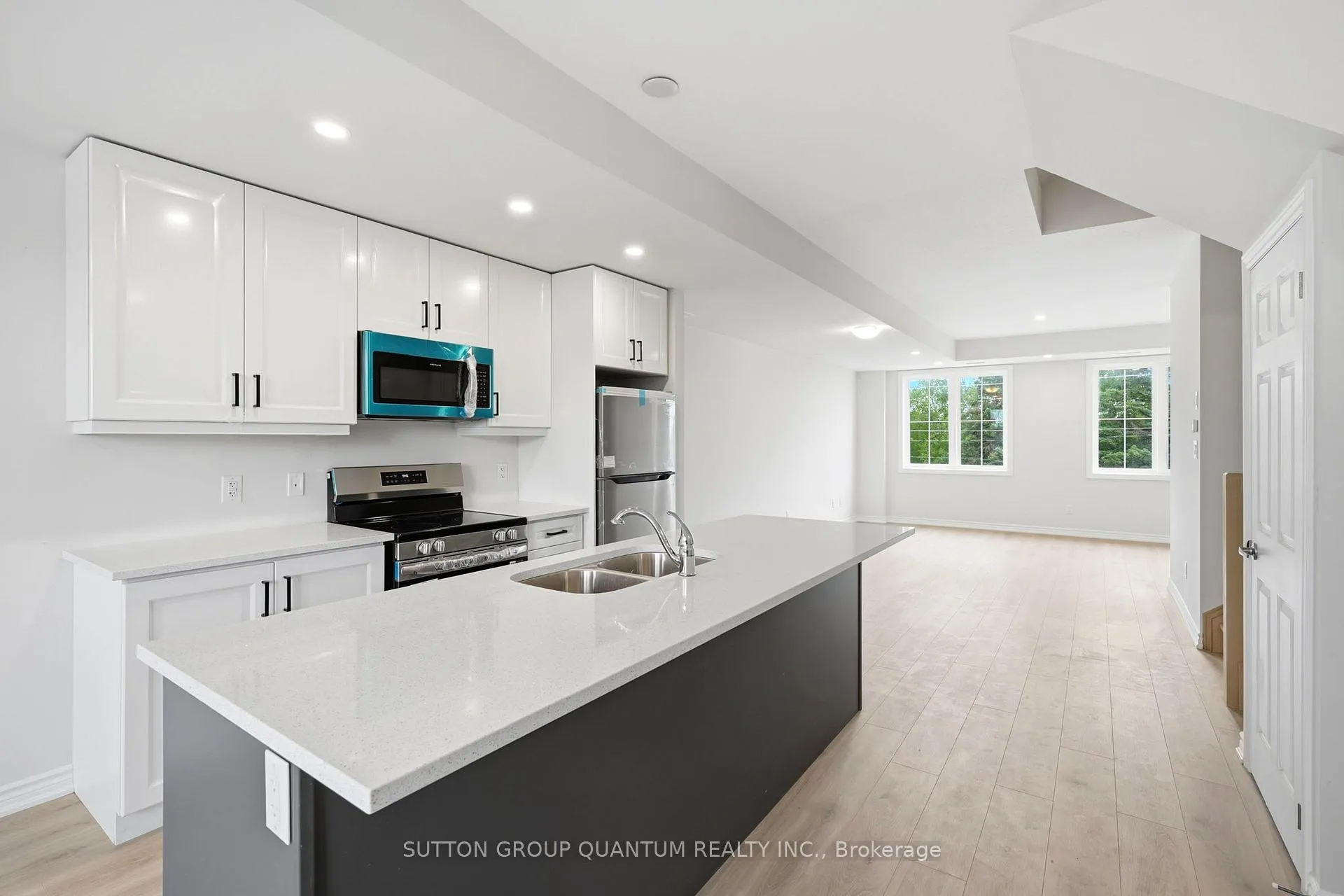 Photo 3 of Unit 70, 677 Park Road N, Brantford, Lynden Hills — HOMEH