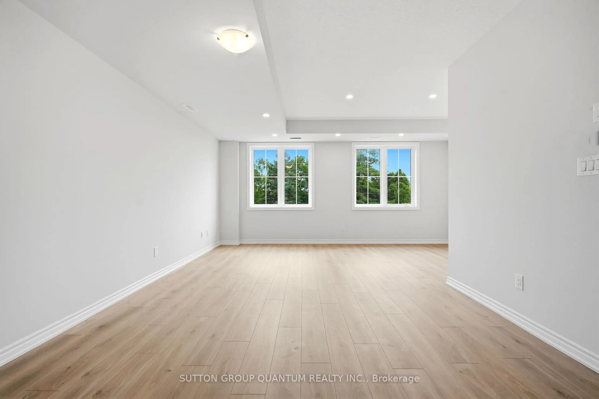 Photo 12 of Unit 70, 677 Park Road N, Brantford, Lynden Hills — HOMEH