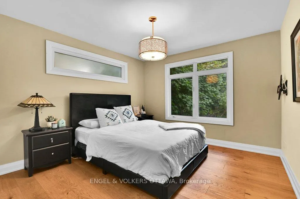 Photo 21 of 580 Thessaly Circle, Ottawa, Alta Vista/Faircrest Heights — HOMEH