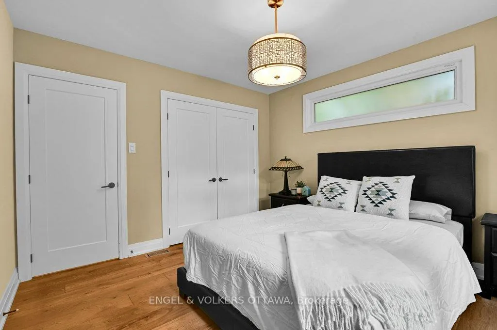 Photo 22 of 580 Thessaly Circle, Ottawa, Alta Vista/Faircrest Heights — HOMEH