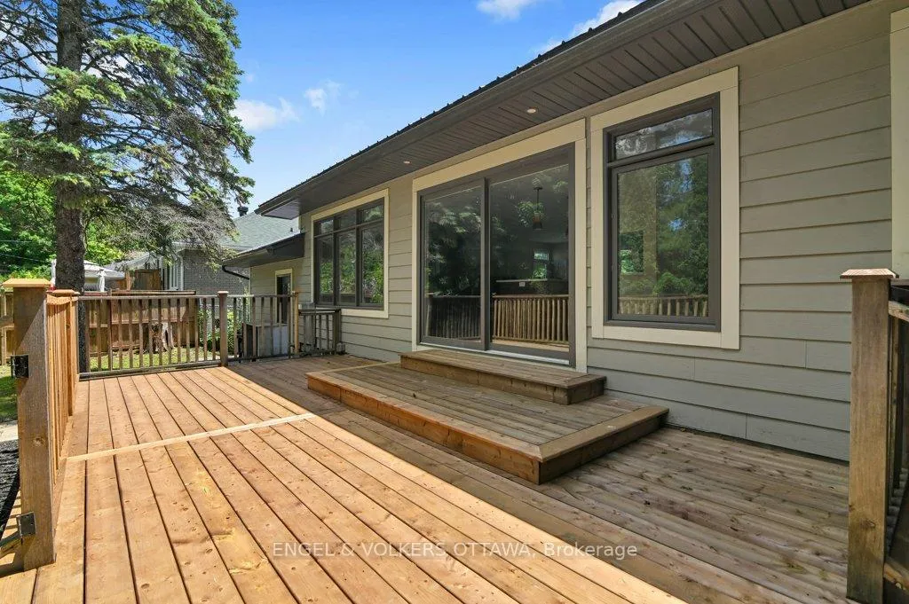 Photo 32 of 580 Thessaly Circle, Ottawa, Alta Vista/Faircrest Heights — HOMEH