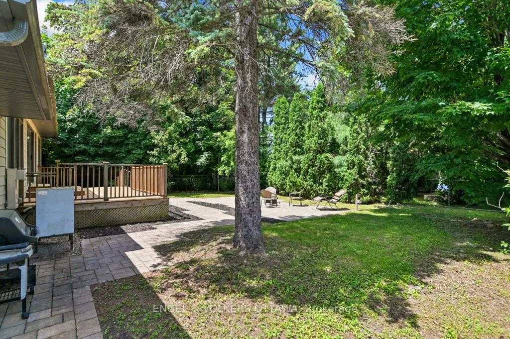 Photo 35 of 580 Thessaly Circle, Ottawa, Alta Vista/Faircrest Heights — HOMEH
