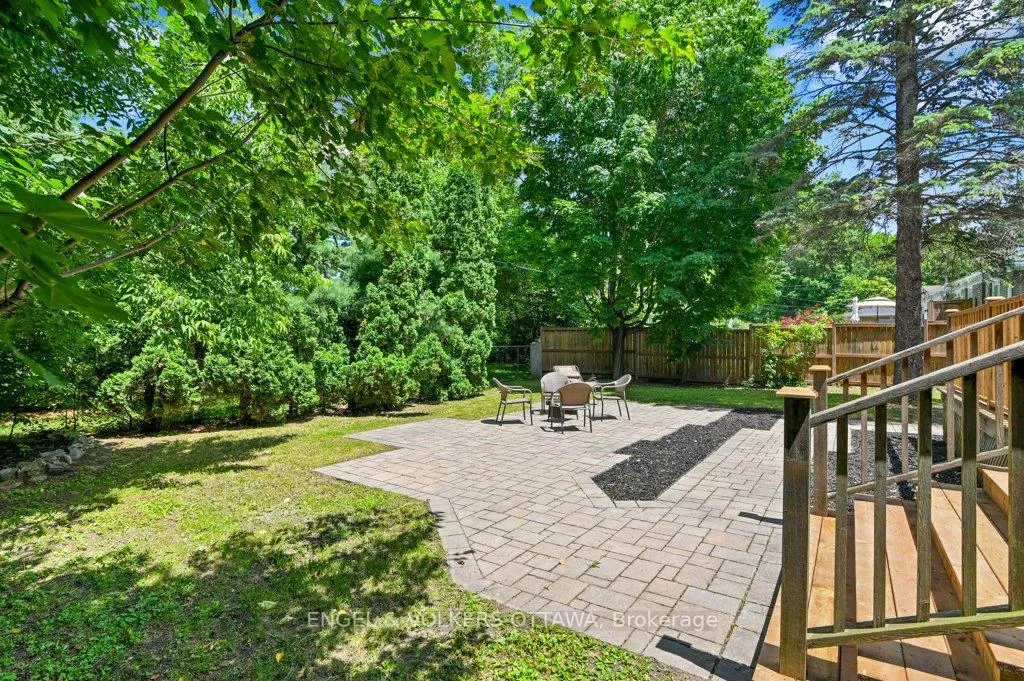Photo 37 of 580 Thessaly Circle, Ottawa, Alta Vista/Faircrest Heights — HOMEH