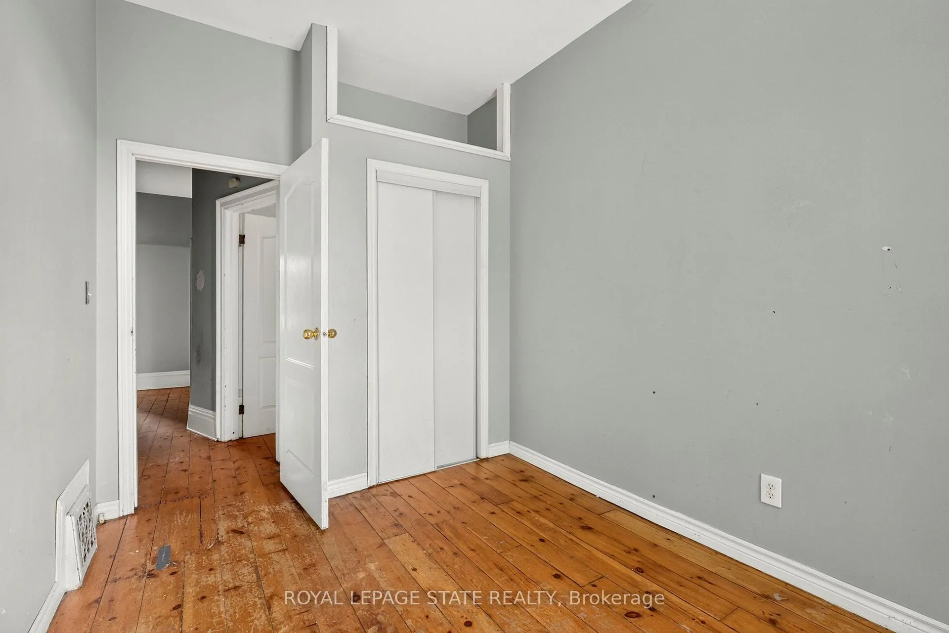 Photo 30 of 86 Sherman Avenue N, Hamilton, Gibson — HOMEH