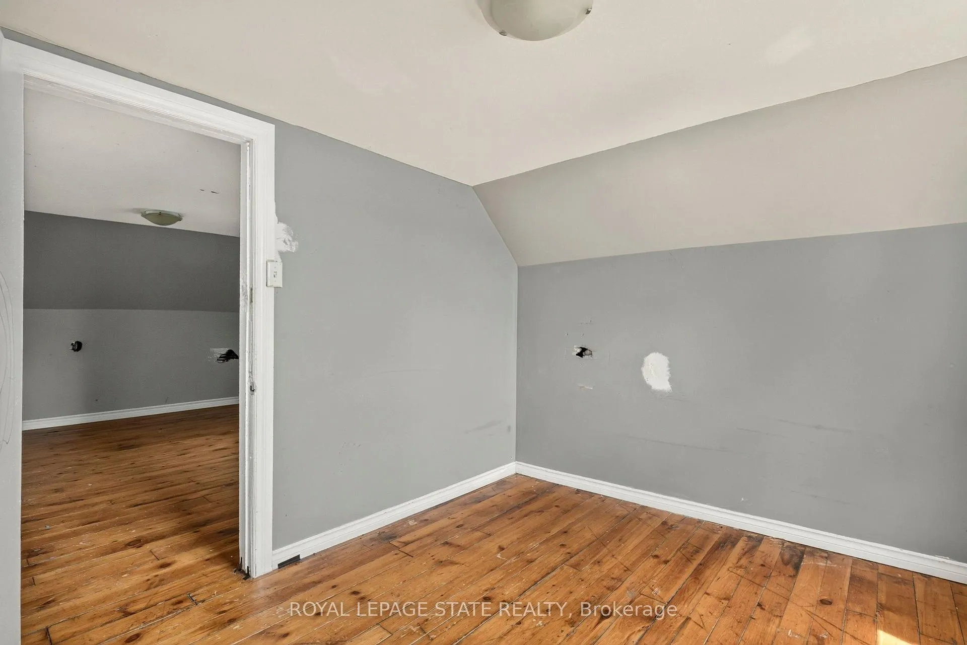 Photo 36 of 86 Sherman Avenue N, Hamilton, Gibson — HOMEH