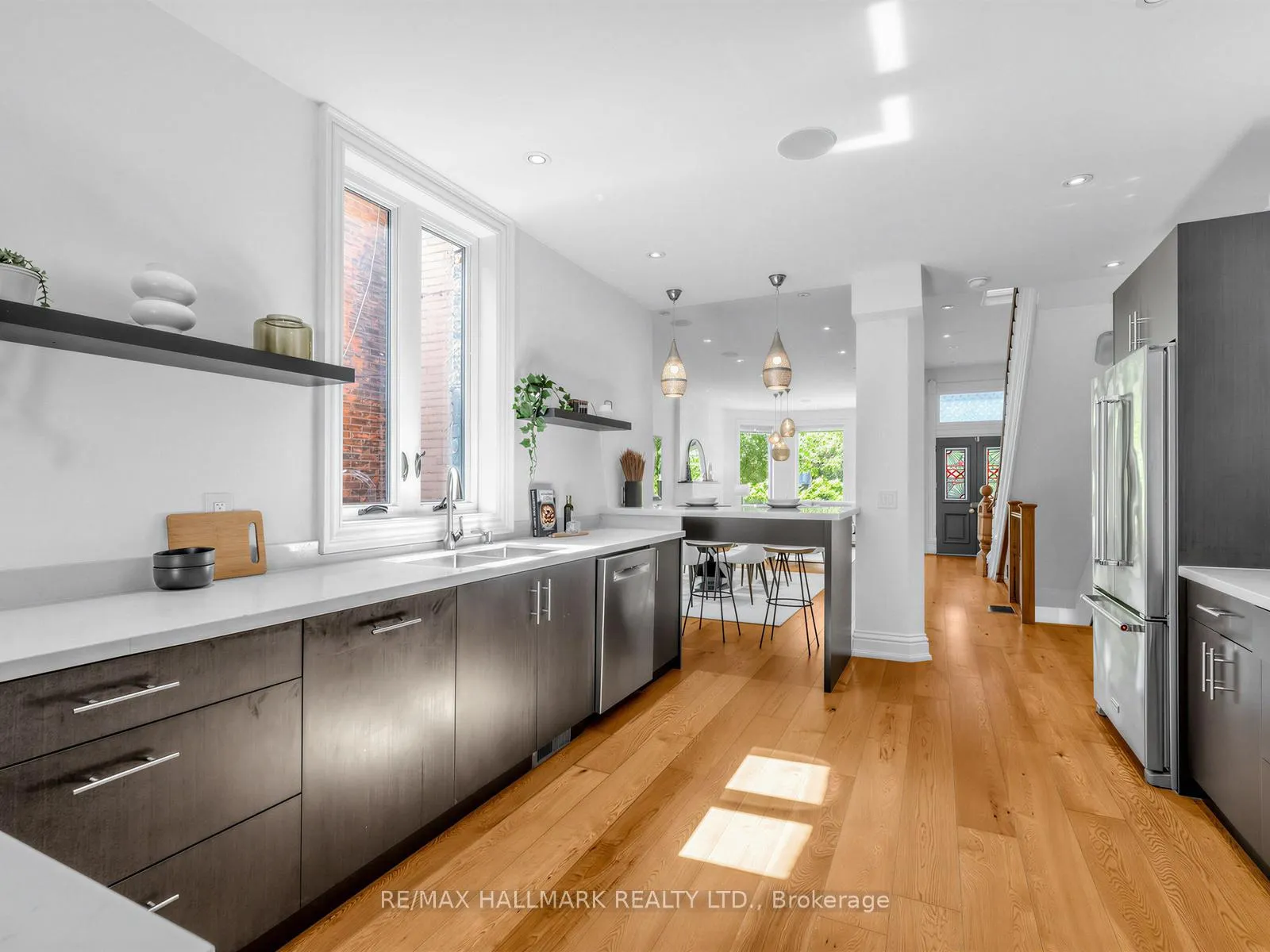 Photo 13 of 25 Grange Avenue, Toronto, Kensington-Chinatown — HOMEH