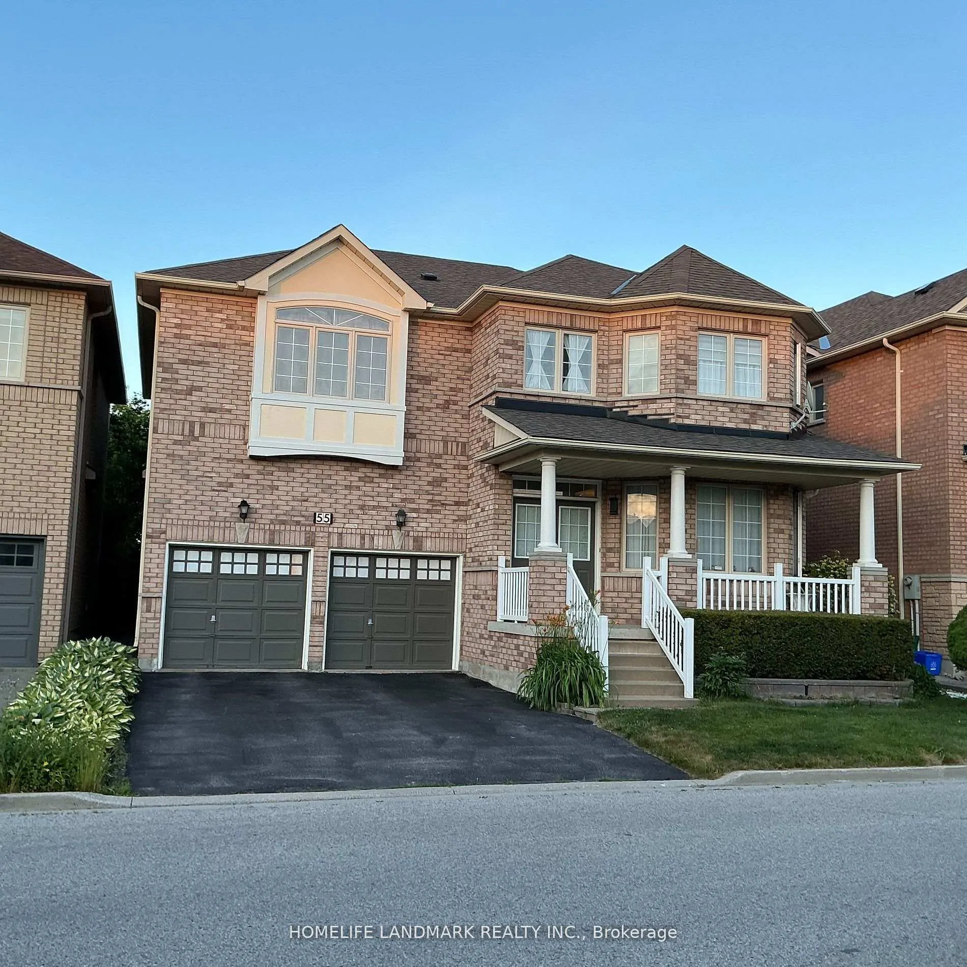 Photo 1 of 55 Moss Creek Boulevard E, Markham, Cachet — HOMEH