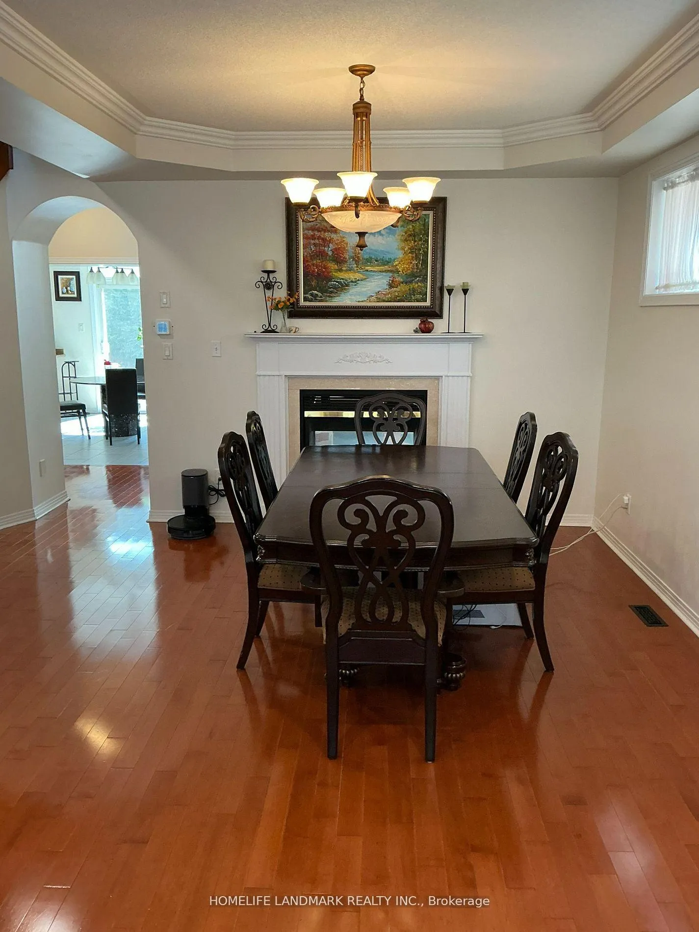 Photo 2 of 55 Moss Creek Boulevard E, Markham, Cachet — HOMEH