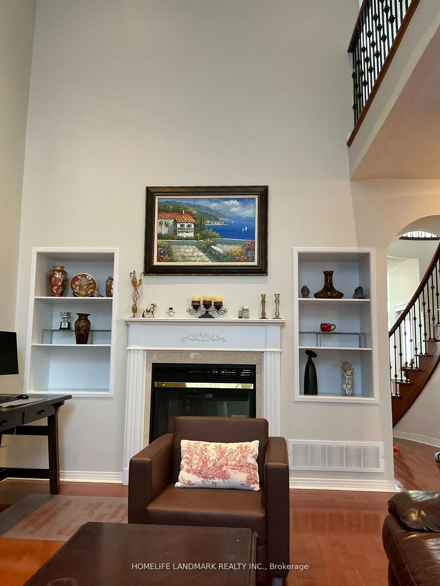 Photo 5 of 55 Moss Creek Boulevard E, Markham, Cachet — HOMEH