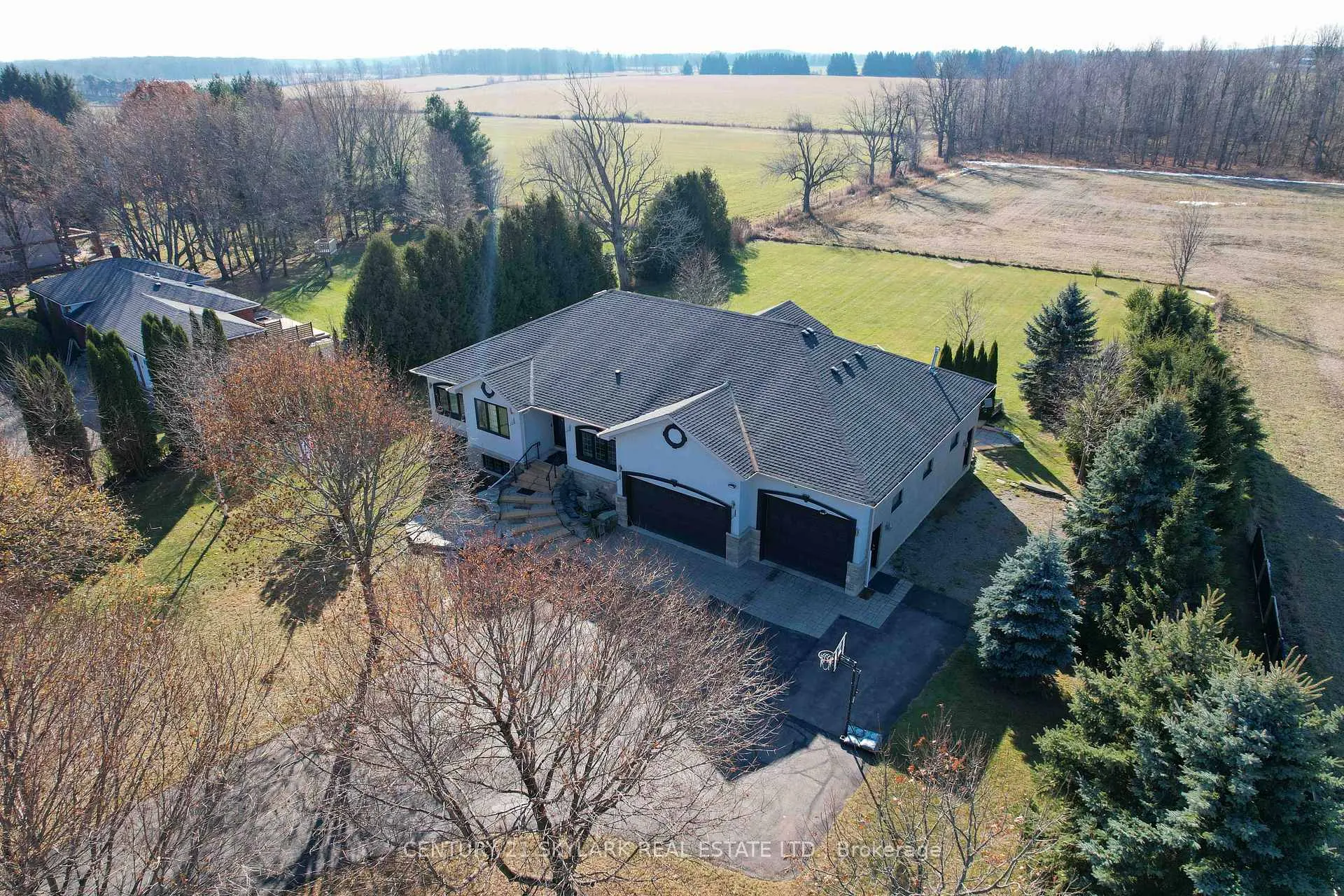 Photo 8 of 18200 Mountainview Road, Caledon, Rural Caledon — HOMEH