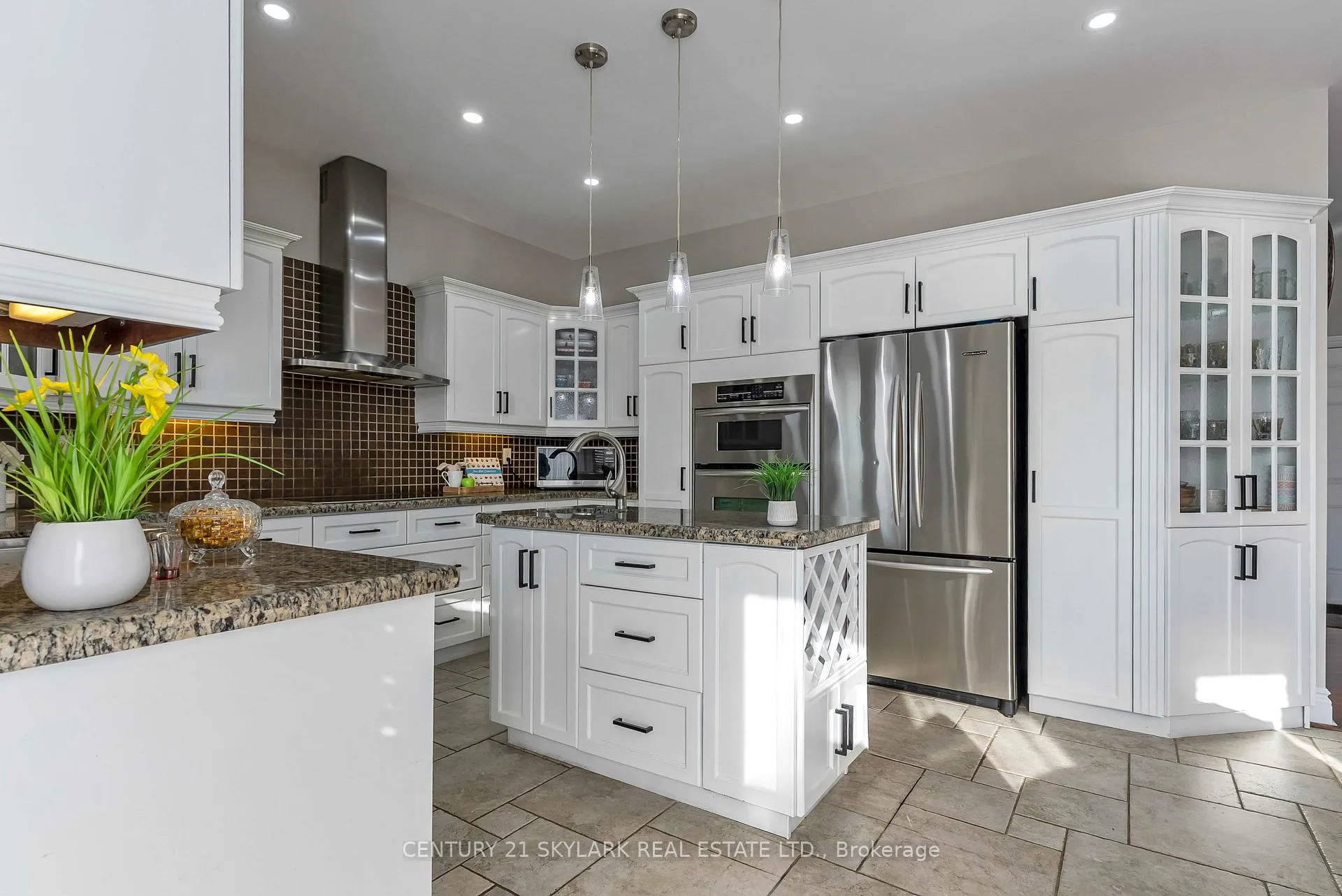 Photo 21 of 18200 Mountainview Road, Caledon, Rural Caledon — HOMEH