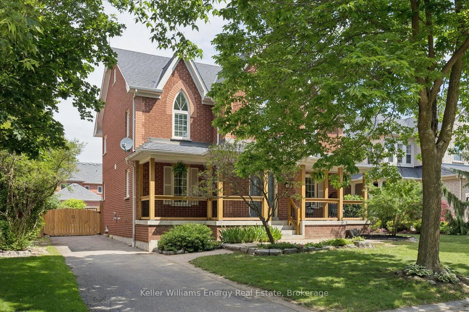 Photo 1 of 63 McBeth Place, Whitby, Brooklin — HOMEH