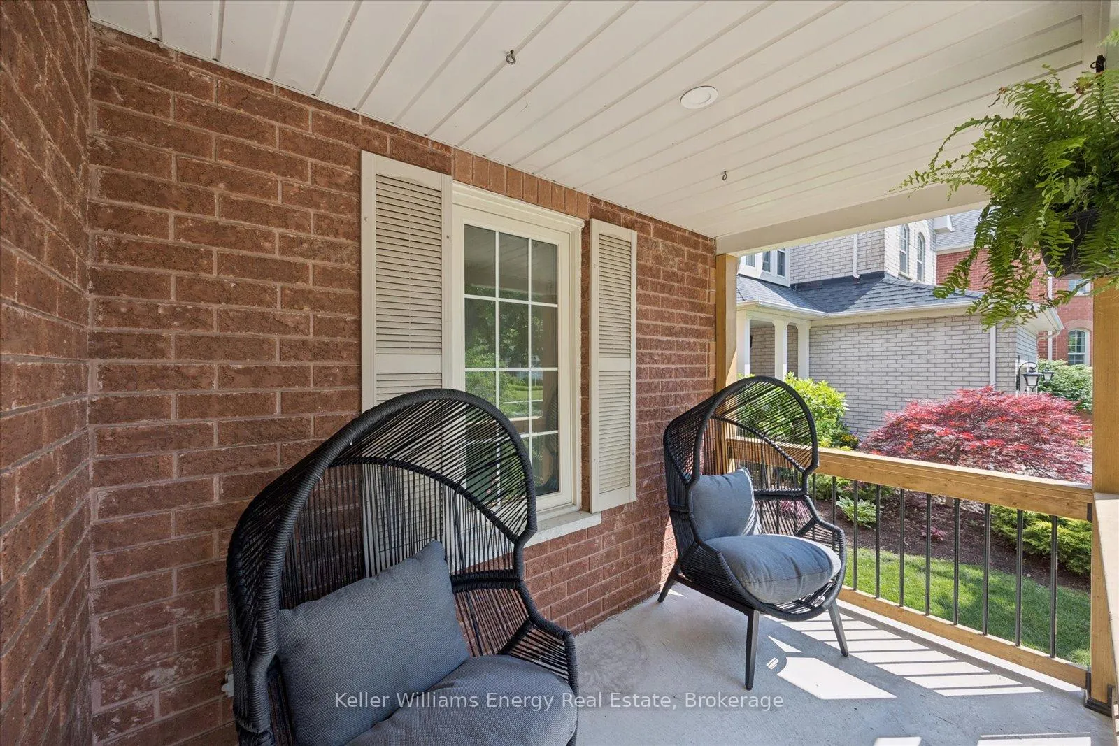 Photo 4 of 63 McBeth Place, Whitby, Brooklin — HOMEH