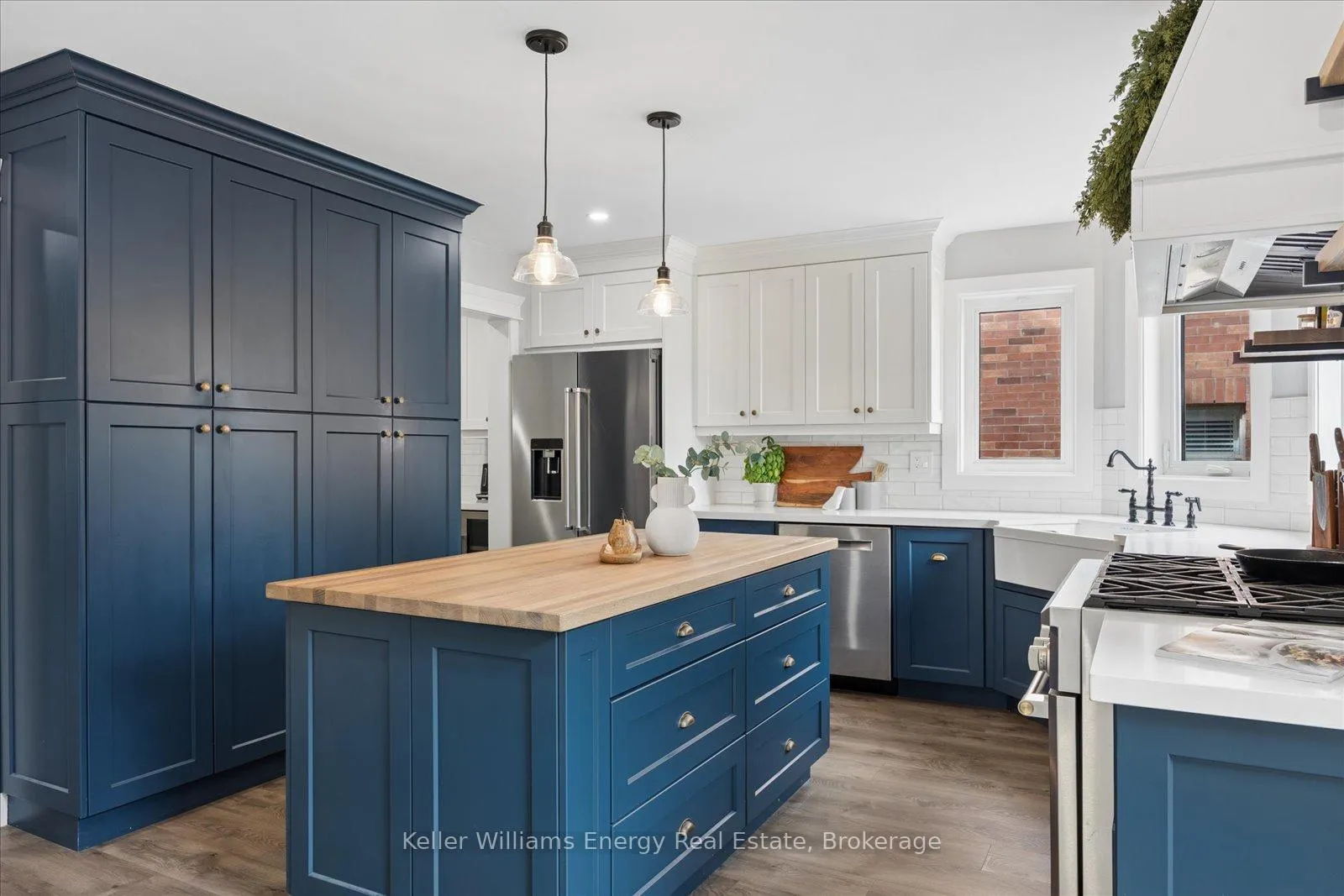 Photo 16 of 63 McBeth Place, Whitby, Brooklin — HOMEH