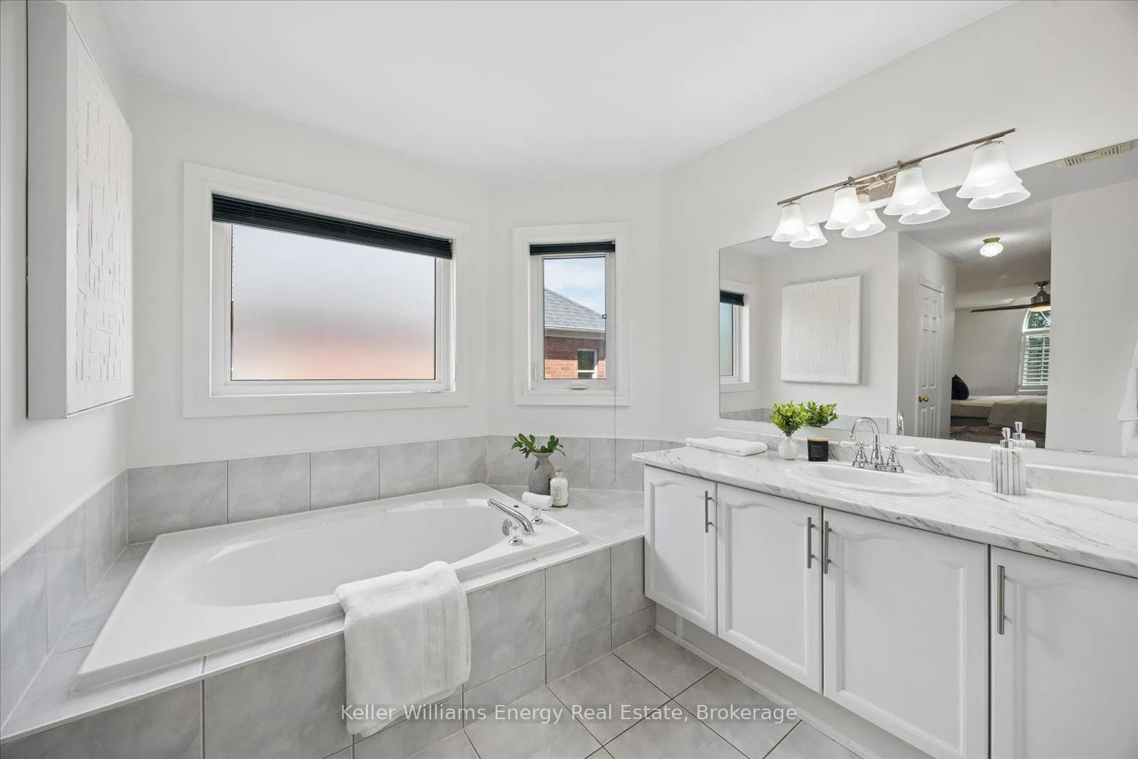 Photo 34 of 63 McBeth Place, Whitby, Brooklin — HOMEH