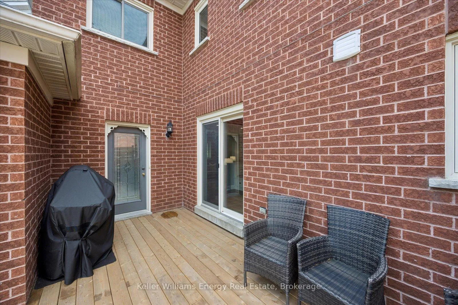 Photo 43 of 63 McBeth Place, Whitby, Brooklin — HOMEH