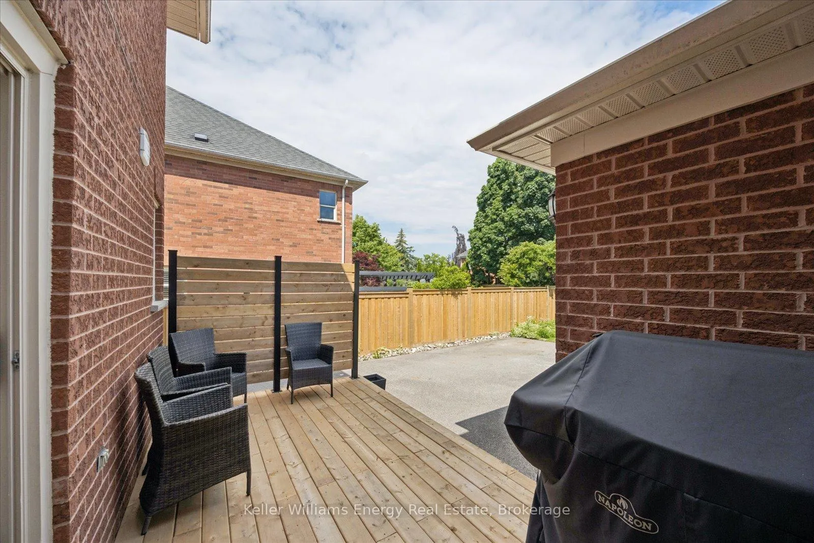 Photo 44 of 63 McBeth Place, Whitby, Brooklin — HOMEH