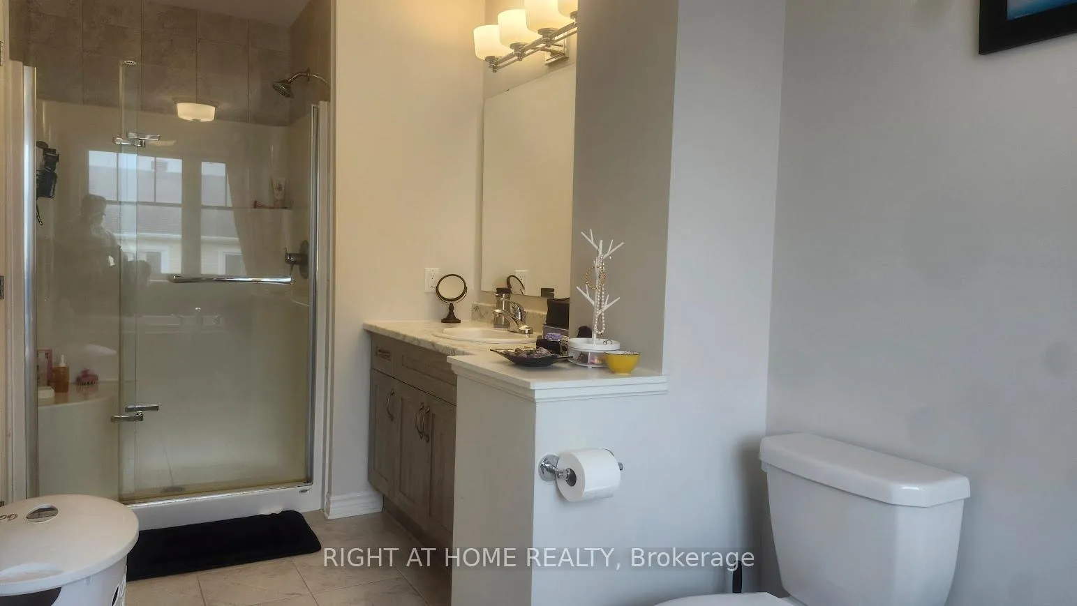 Photo 12 of 607 Egret Way, Ottawa, Barrhaven - Half Moon Bay — HOMEH