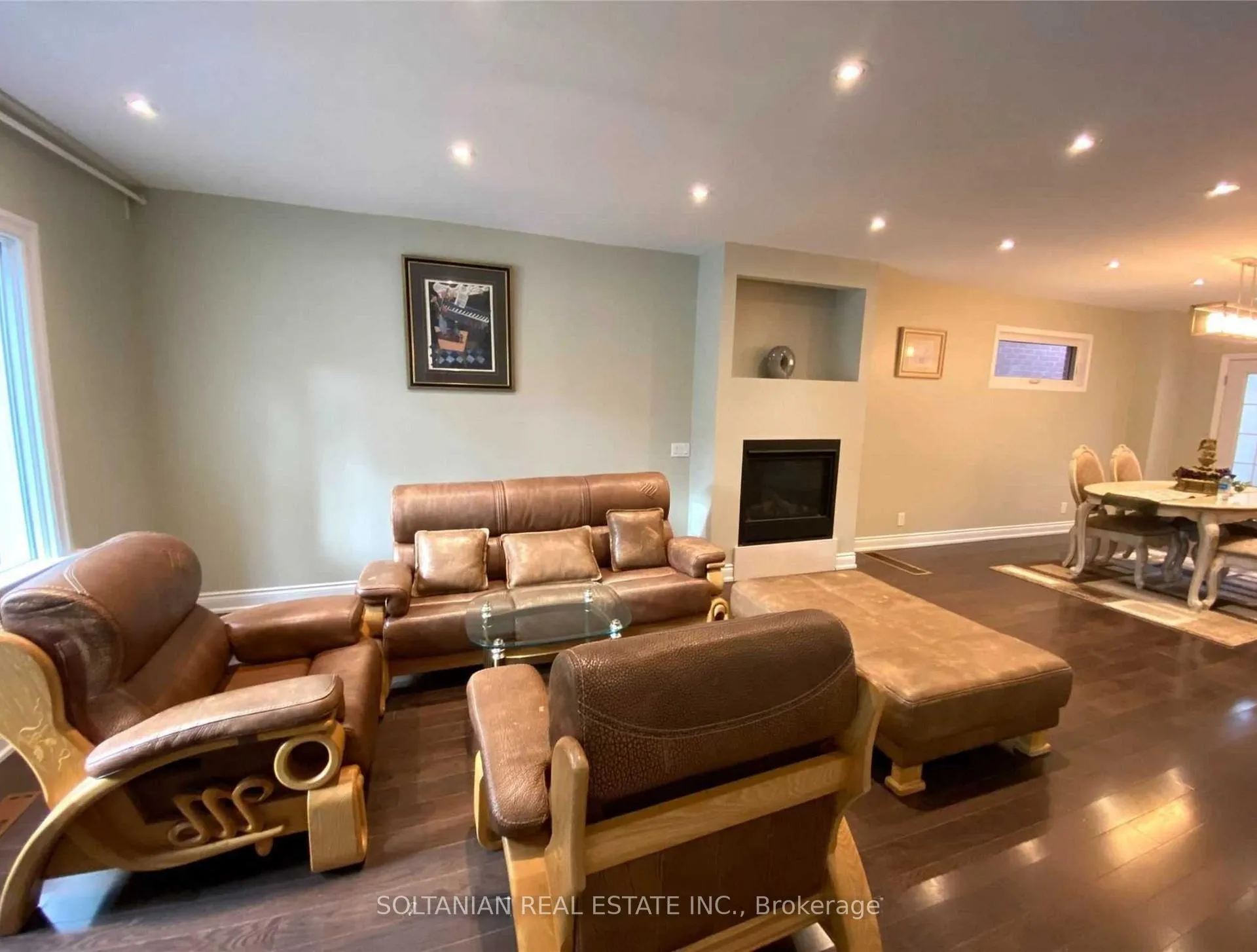 Photo 6 of 137 Colin Avenue, Toronto, Yonge-Eglinton — HOMEH