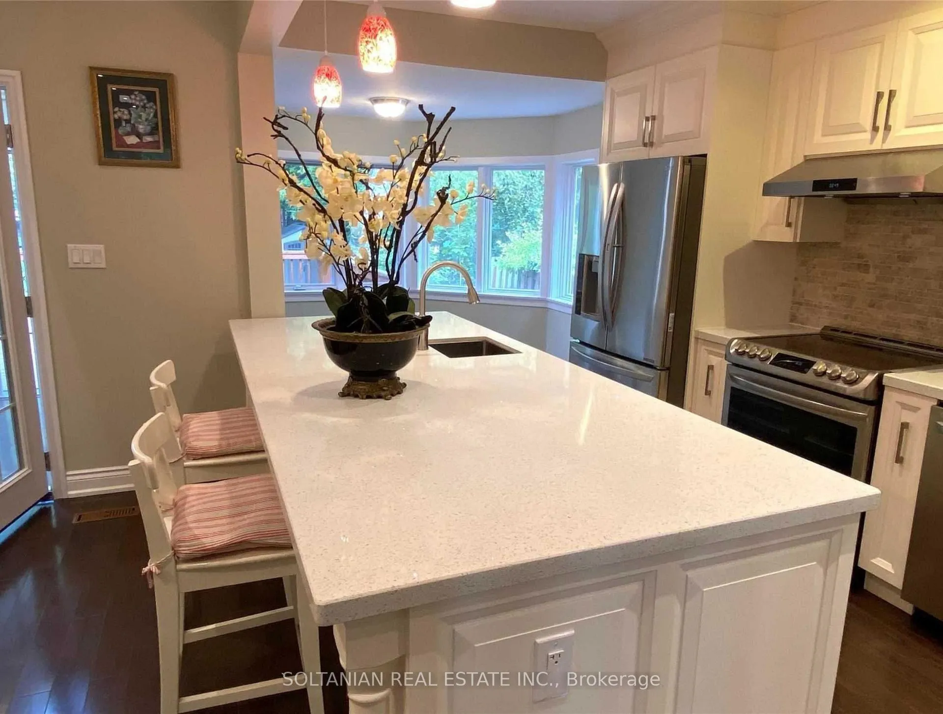 Photo 11 of 137 Colin Avenue, Toronto, Yonge-Eglinton — HOMEH
