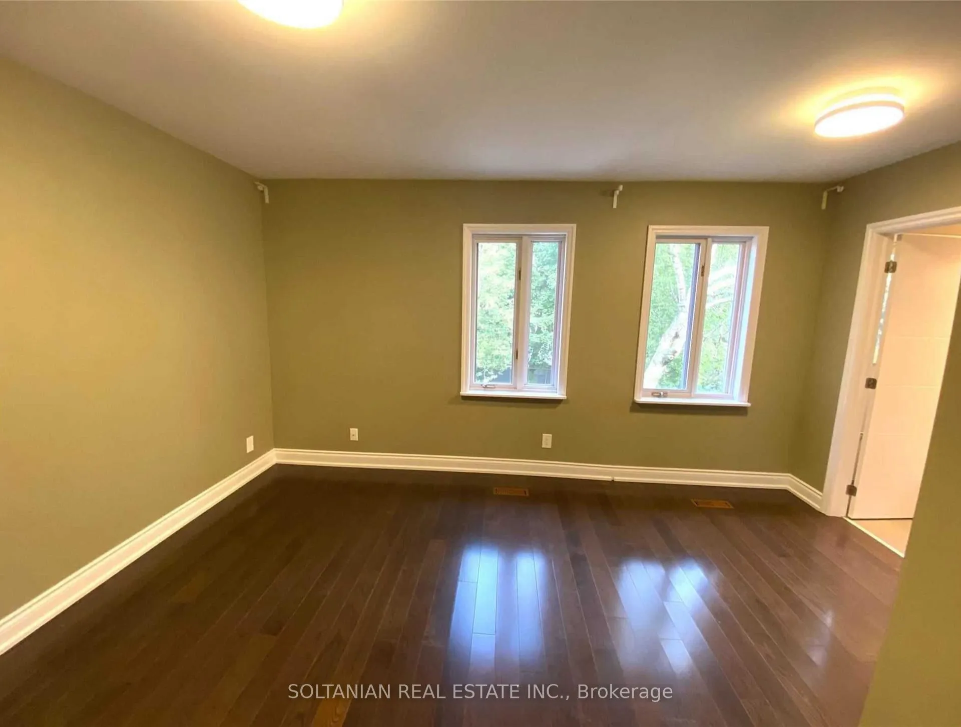Photo 24 of 137 Colin Avenue, Toronto, Yonge-Eglinton — HOMEH