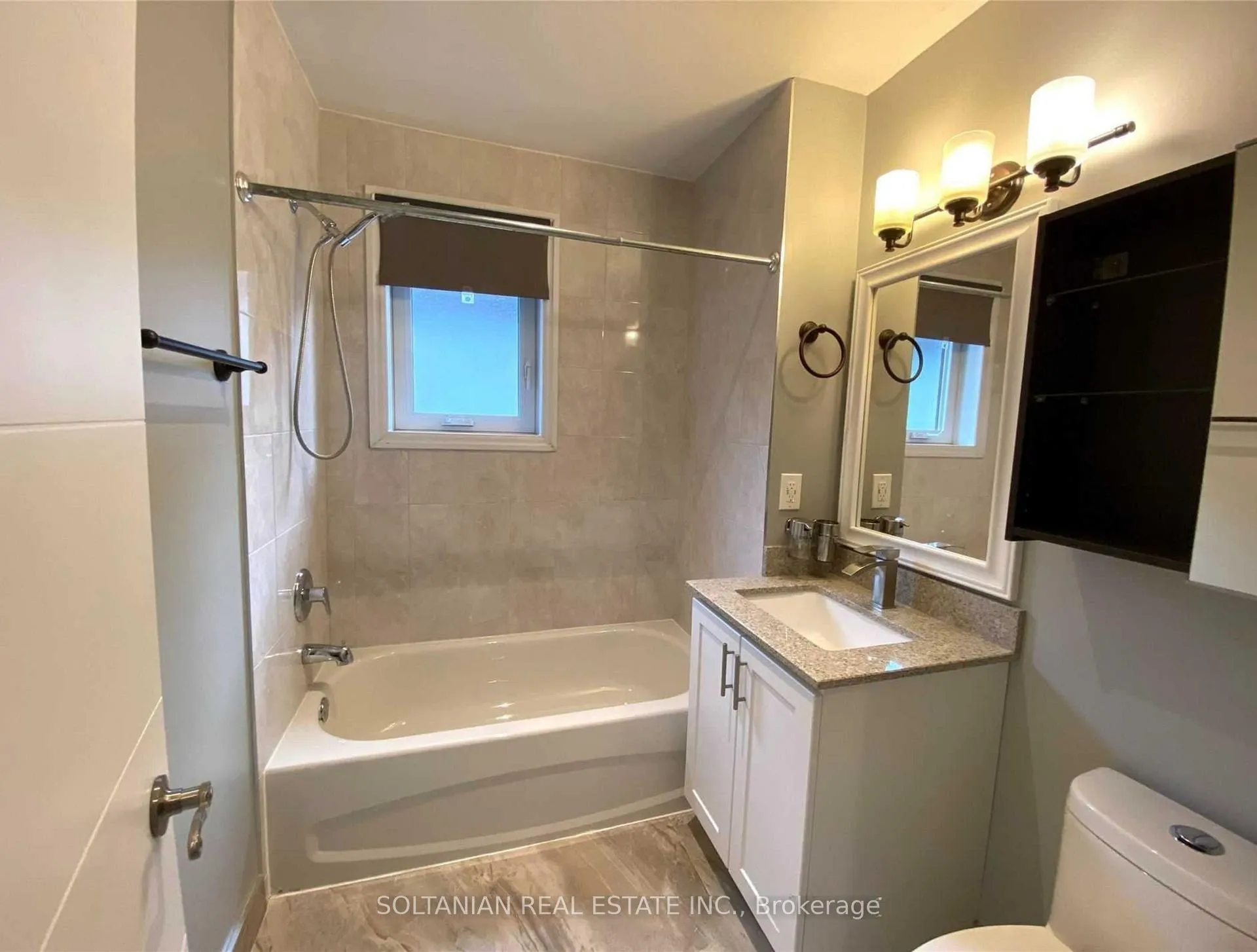 Photo 26 of 137 Colin Avenue, Toronto, Yonge-Eglinton — HOMEH