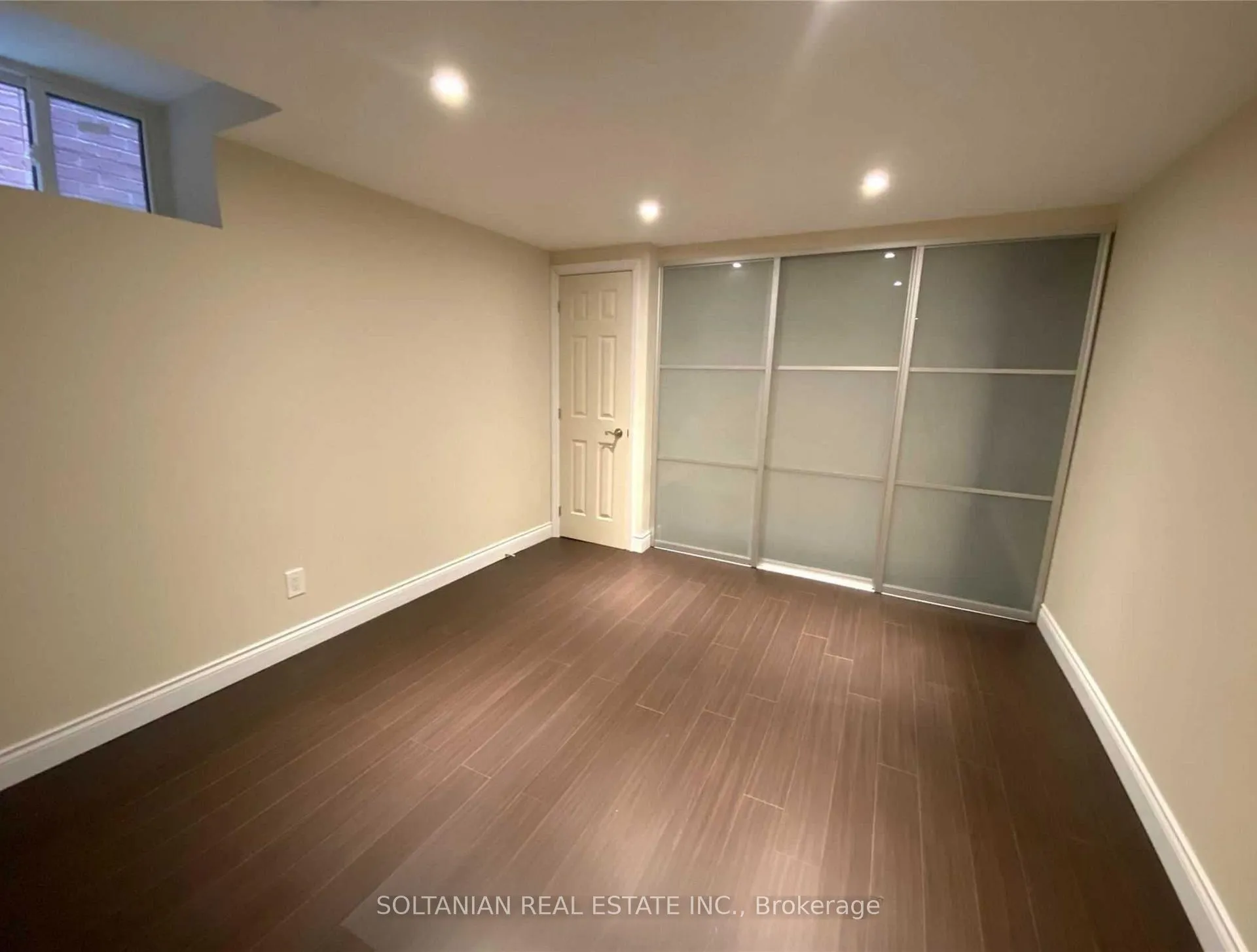Photo 29 of 137 Colin Avenue, Toronto, Yonge-Eglinton — HOMEH