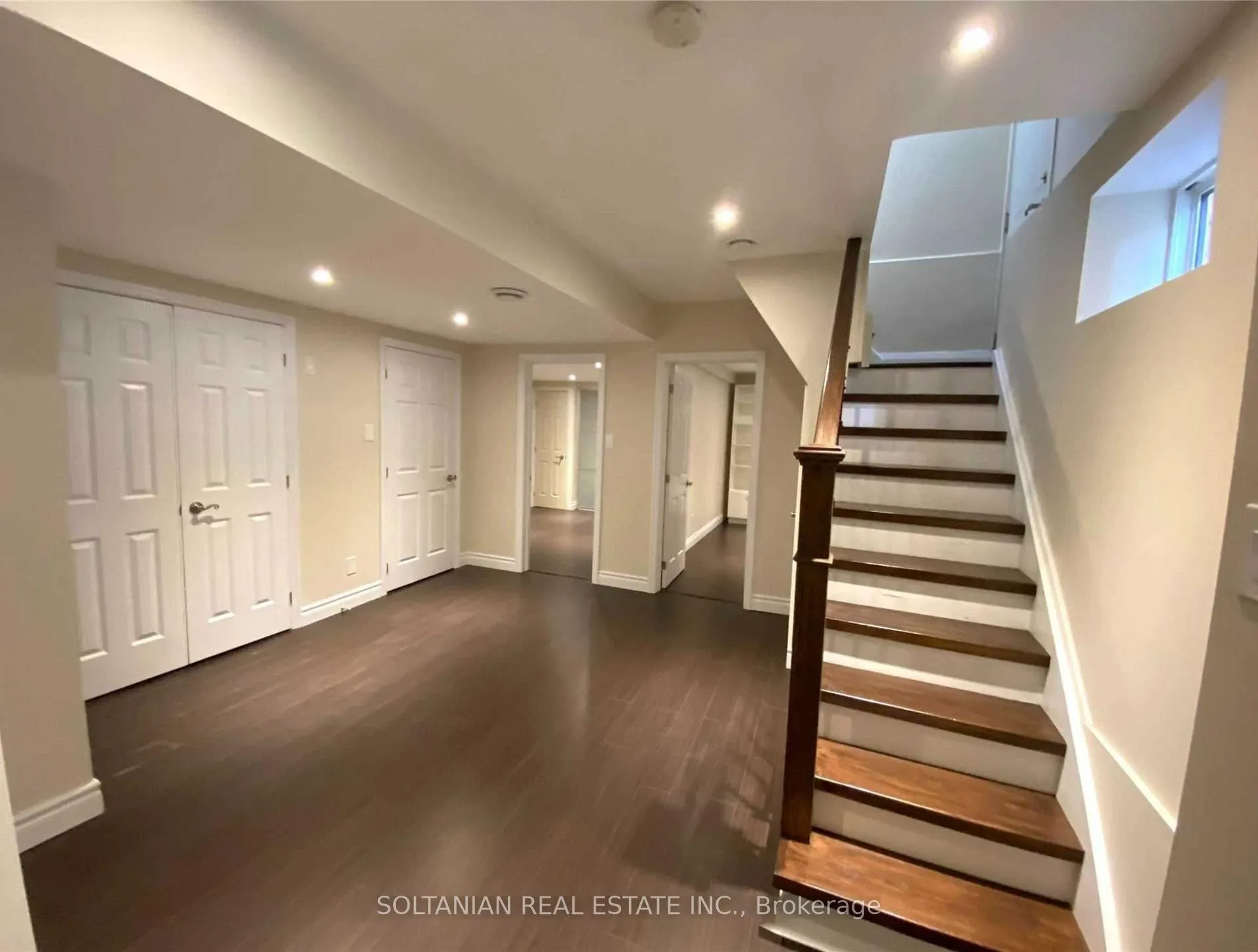 Photo 32 of 137 Colin Avenue, Toronto, Yonge-Eglinton — HOMEH