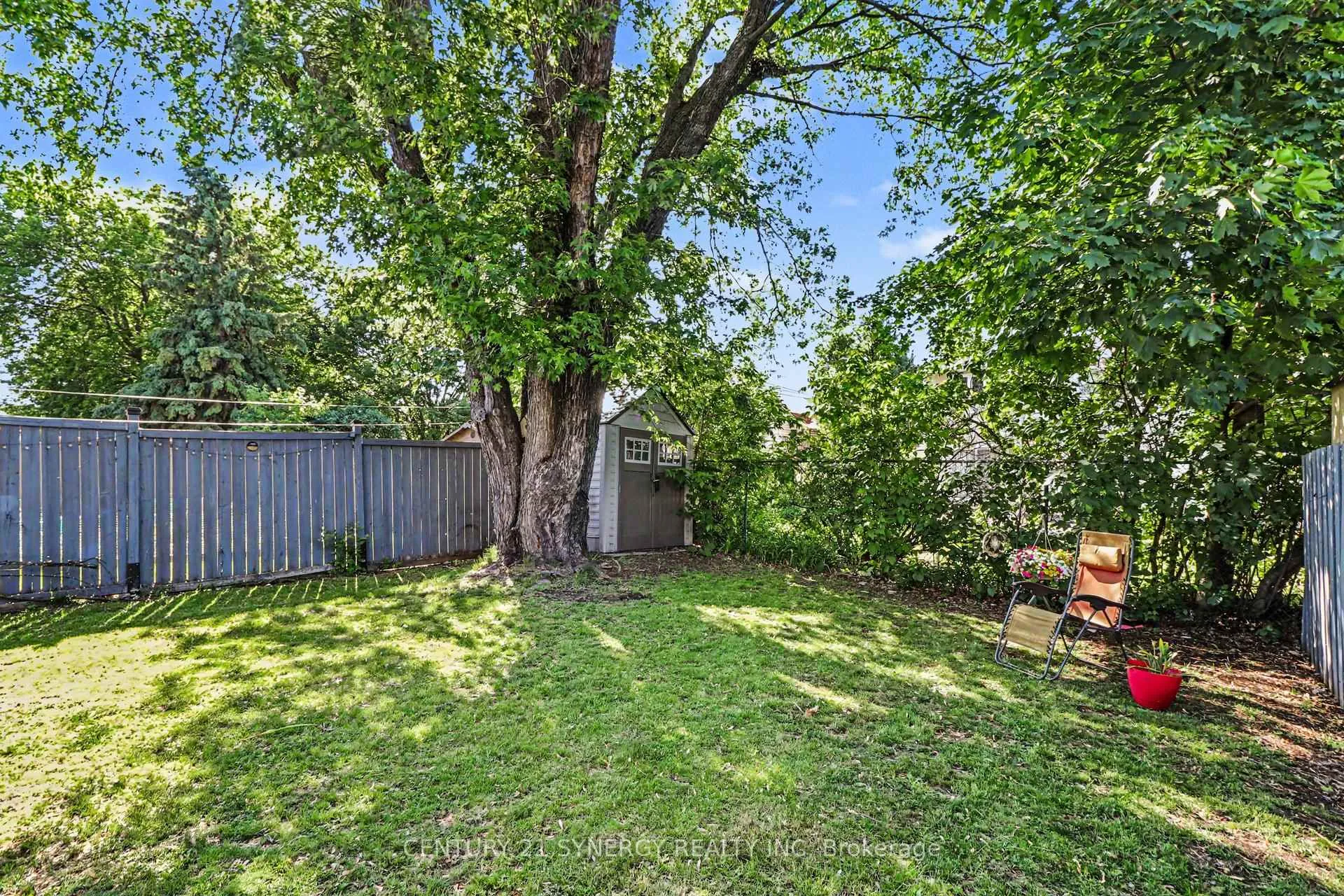 Photo 27 of 1082 Taffy Lane, Ottawa, Convent Glen North — HOMEH