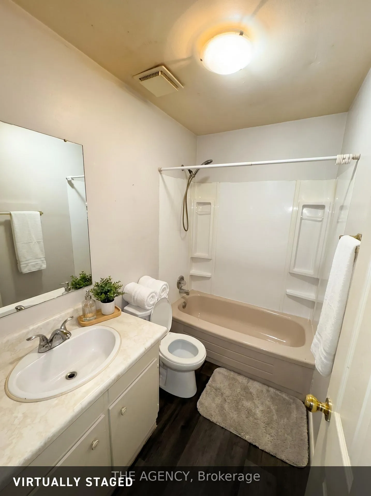 Photo 5 of Unit 10, 45 King Avenue W, Clarington, Newcastle — HOMEH