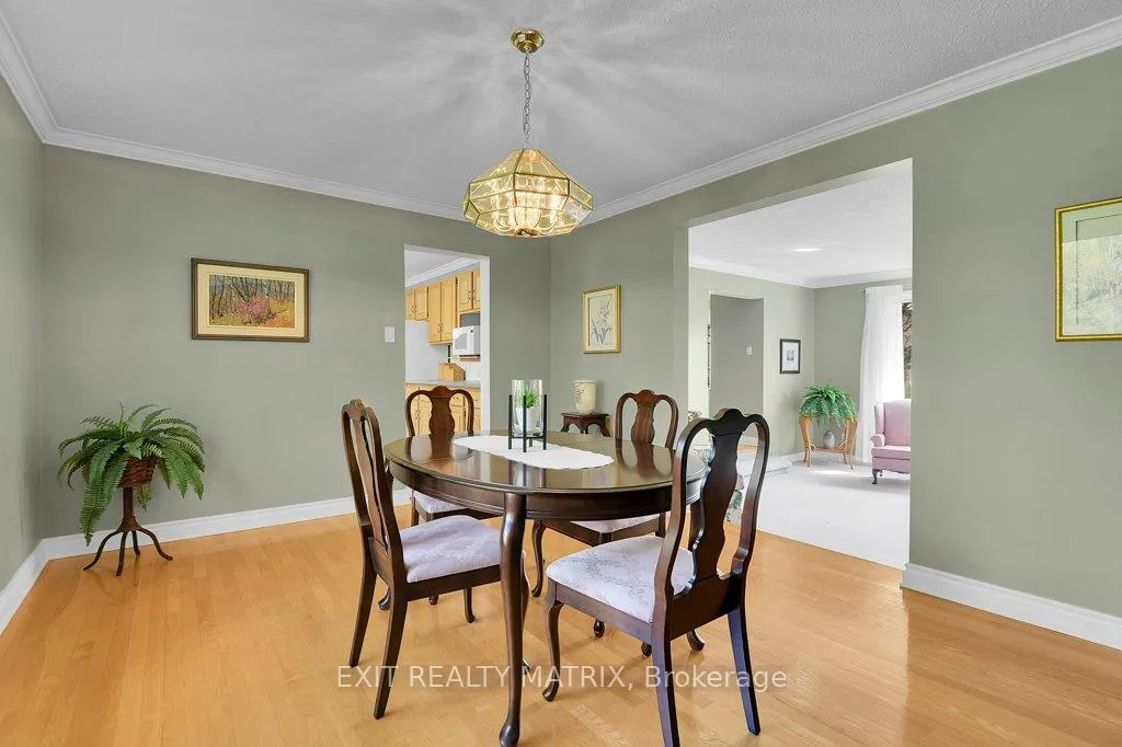 Photo 10 of 1340 Cuthbert Way, Ottawa, Greely — HOMEH