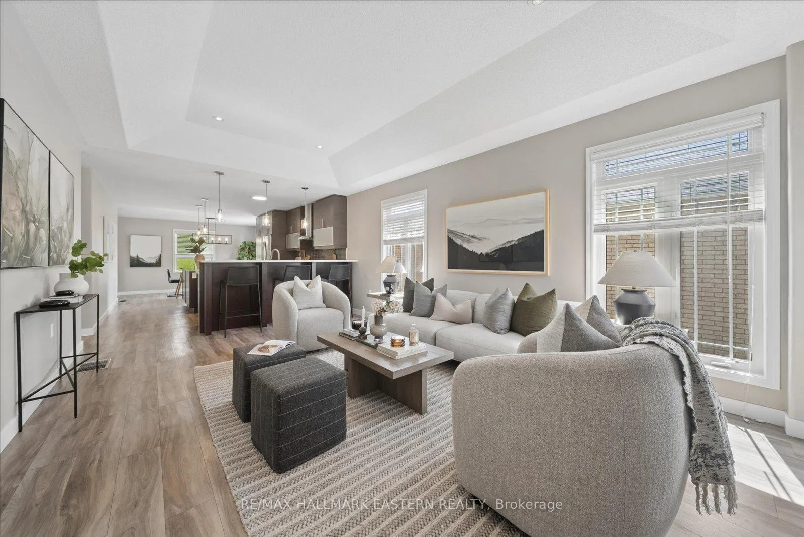 Photo 8 of 2510 Cunningham Boulevard, Peterborough, Ashburnham Ward 4 — HOMEH