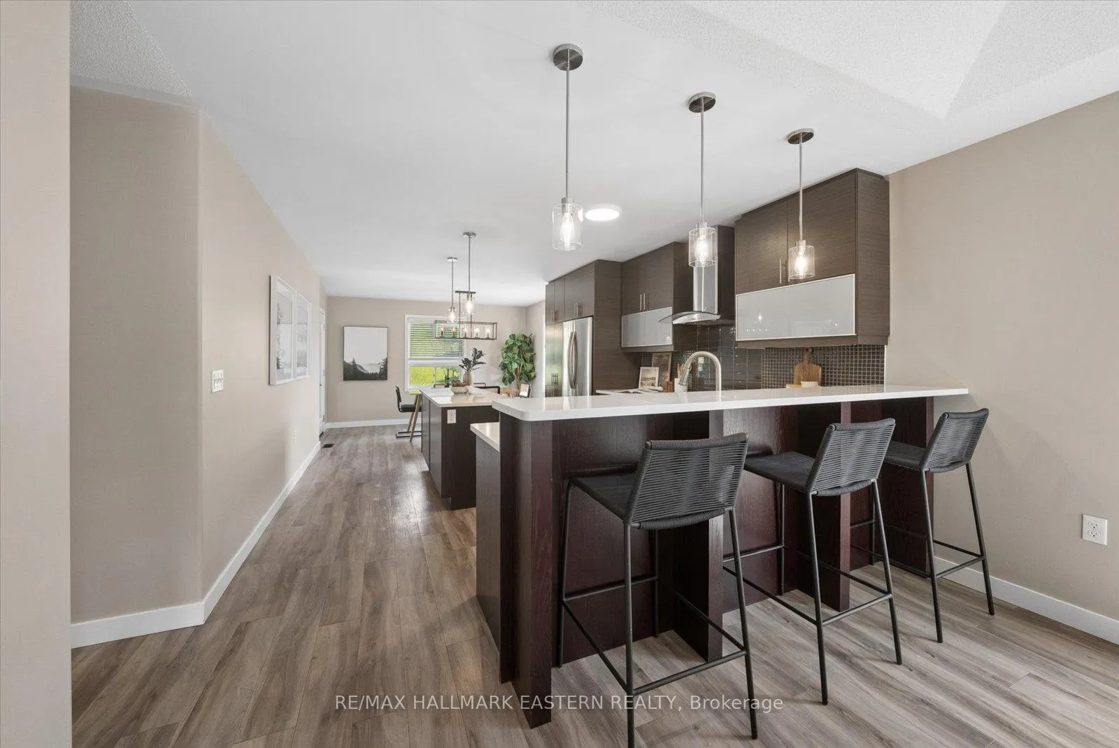 Photo 9 of 2510 Cunningham Boulevard, Peterborough, Ashburnham Ward 4 — HOMEH